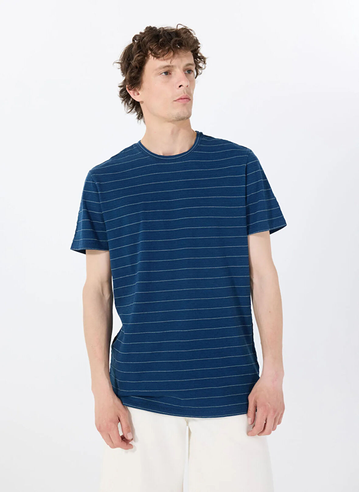 Guess Bisiklet Yaka Desenli Mavi Erkek T-Shirt M5GP20KCRX0INMU SS INDIGO ARCHER