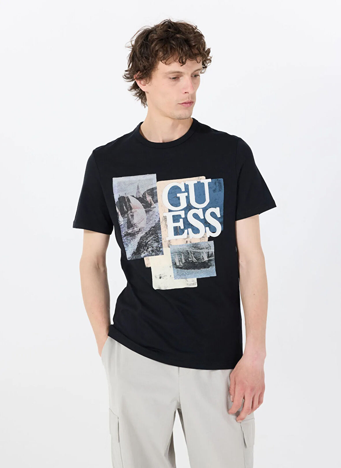 Guess Bisiklet Yaka Desenli Siyah Erkek T-Shirt M5GI04I3Z14JBLK SS CN SAIL BOAT
