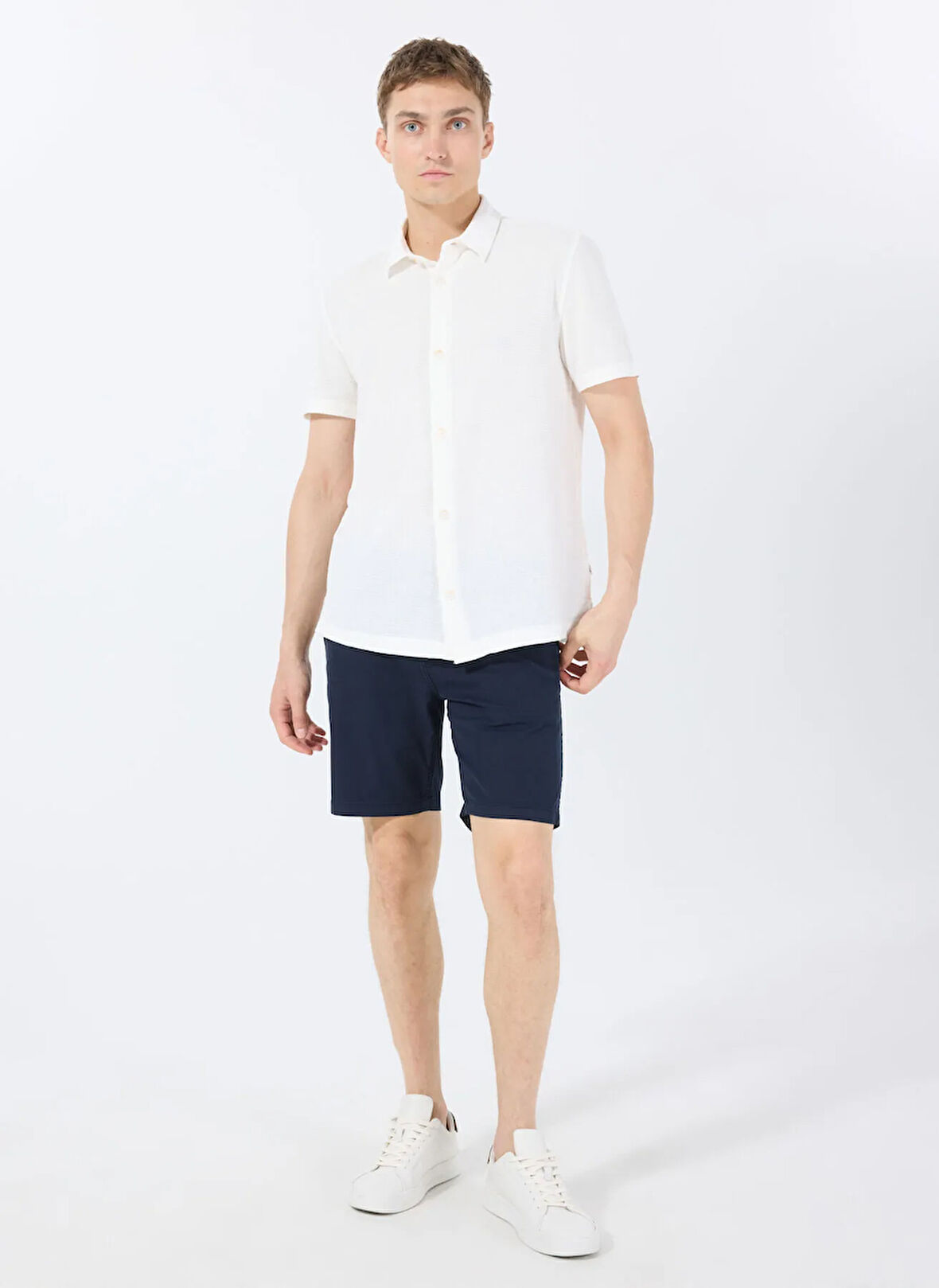 Guess Slim Fit Lacivert Erkek Şort M5GD13WH4BAG7V2 ANGELS CHINO SHORT