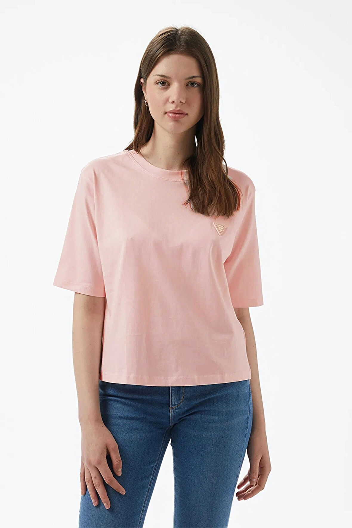 Guess Colette Kadın Bej Aktif Boxy Fit T-Shirt V4BI21I3Z14-G6I1