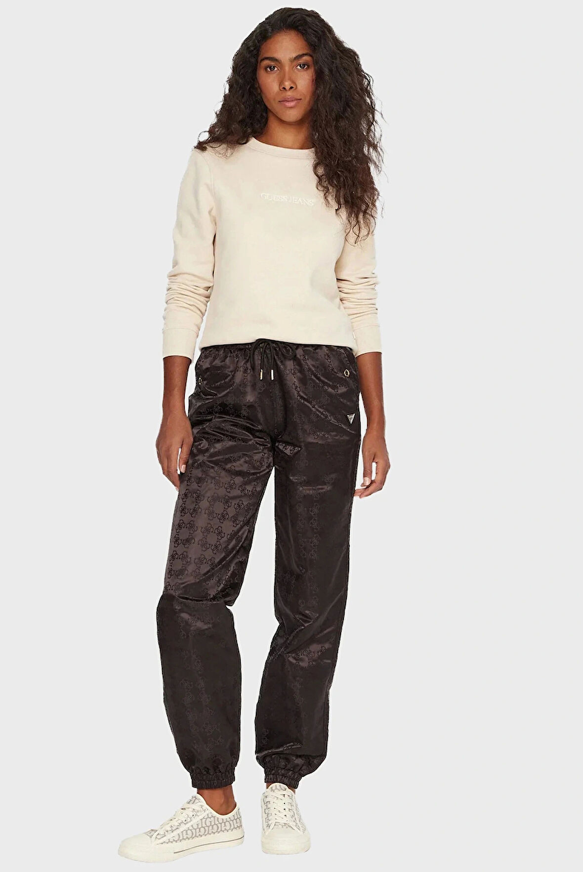 Guess Aop Kadın Siyah Aktif Regular Fit Eşofman Altı V5YB14WHFU0-FJ4Q