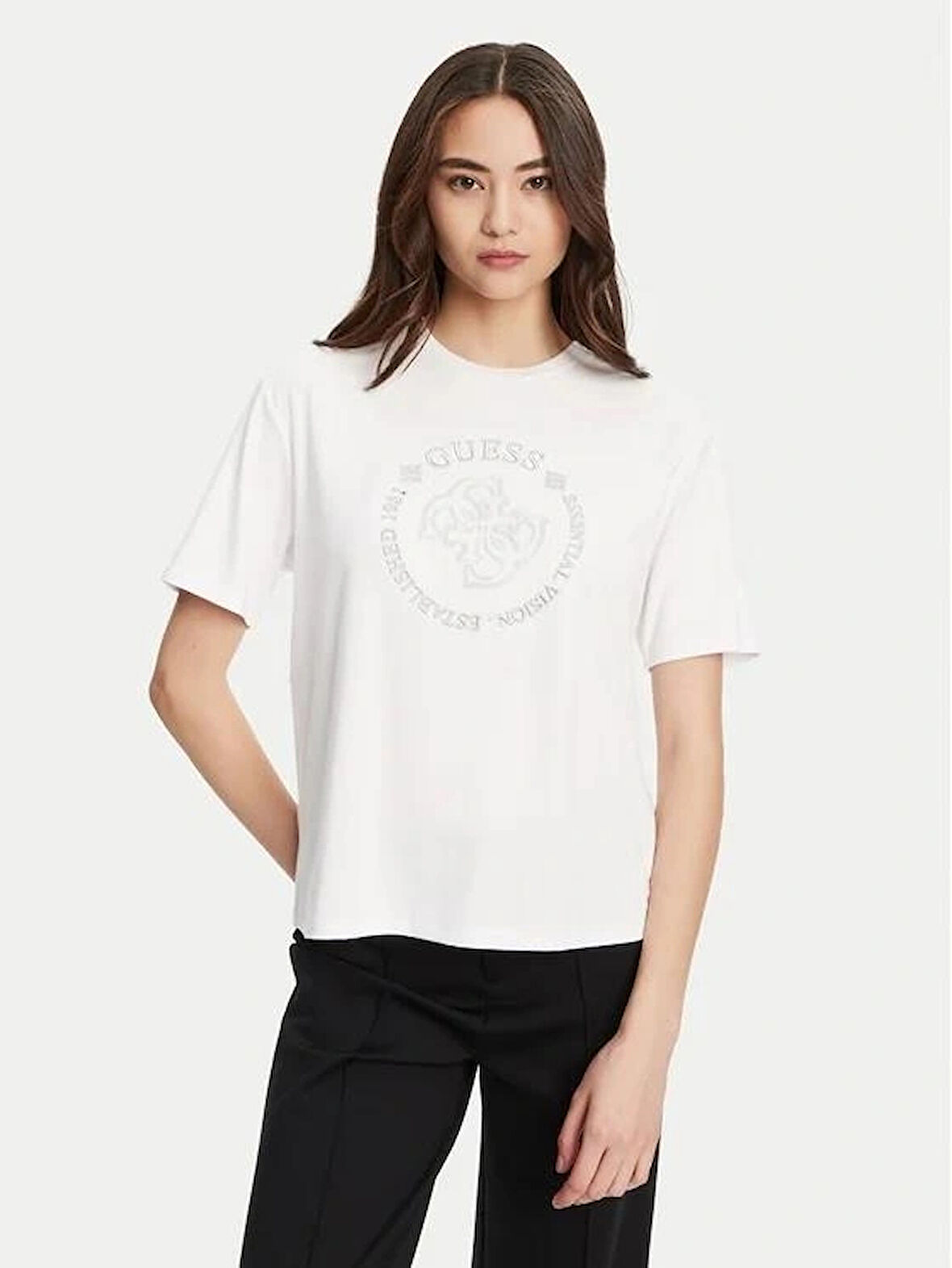 Guess Carla Kadın Beyaz Aktif Boxy Fit T-Shirt V5YI05KCOA2-G011