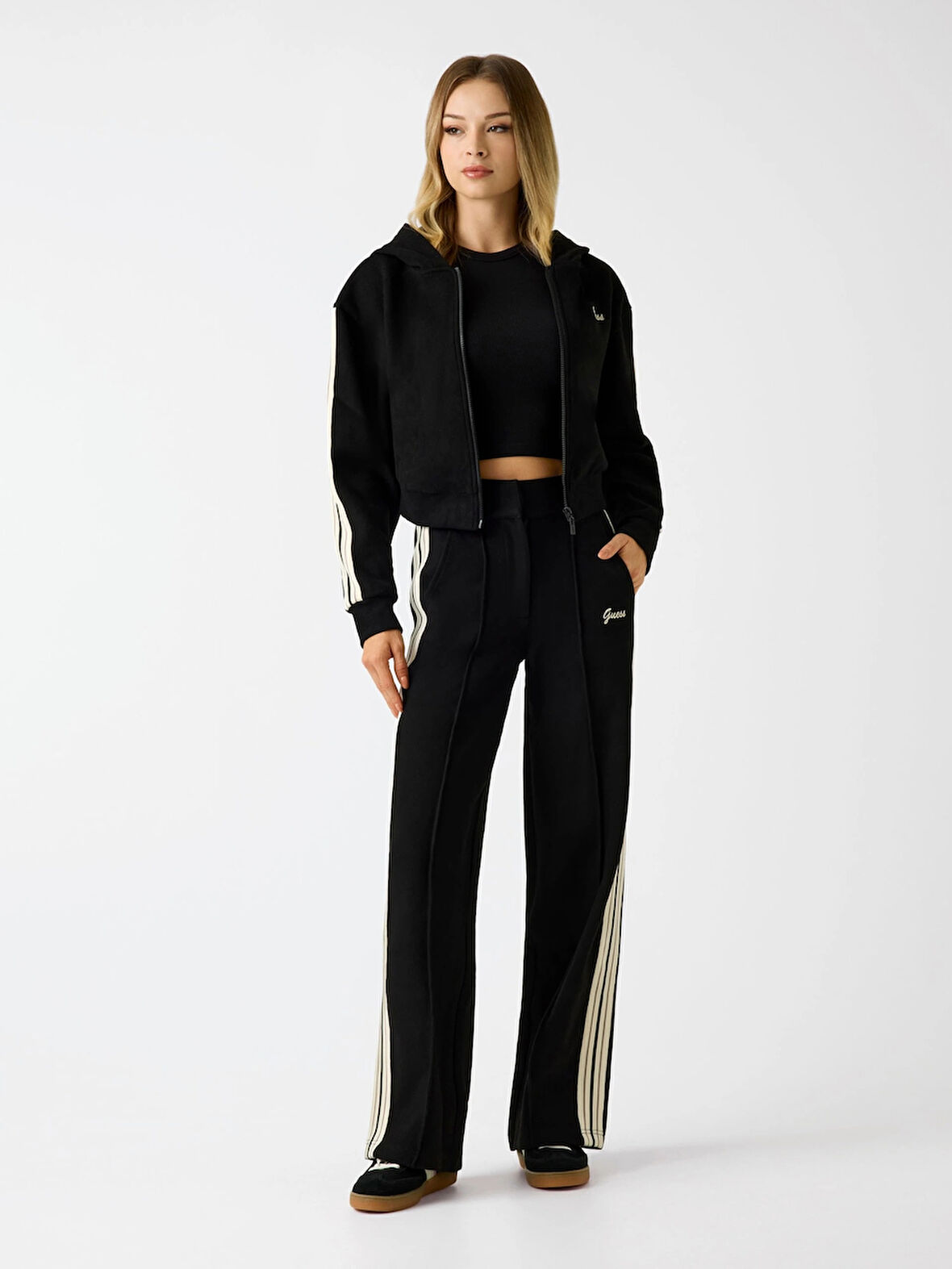 Guess Muriel Kadın Siyah Aktif Yün Karışımlı Regular Fit Eşofman Altı V5BB16KCX52-JBLK