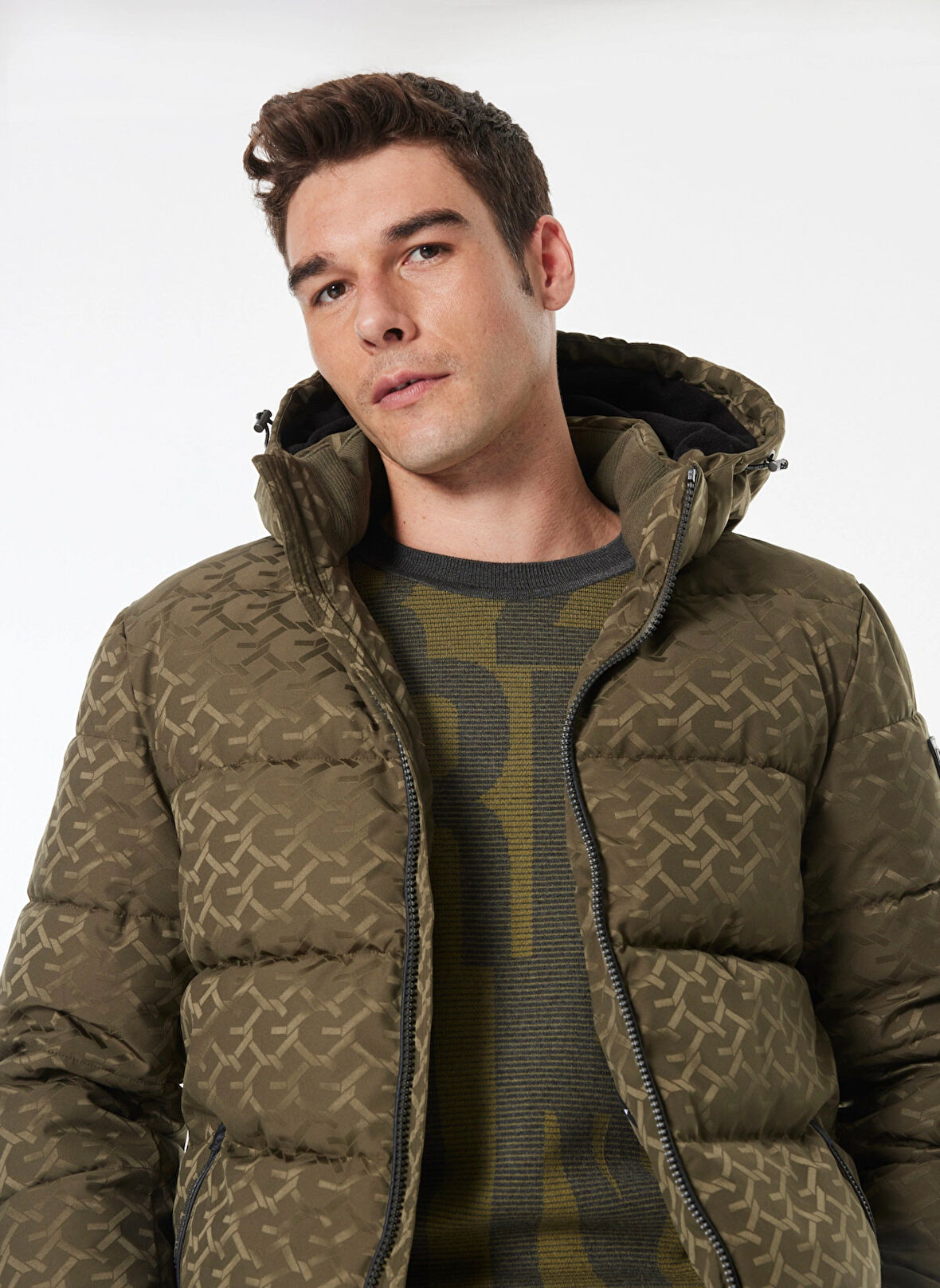 Guess Yeşil Erkek Mont M4BL42WG9L2F8LA MONOGRAM PUFFA JKT