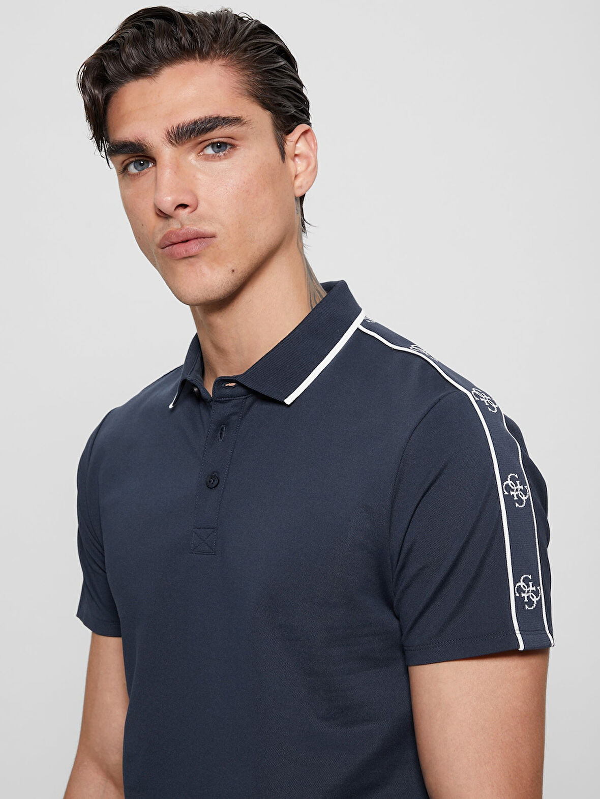 Guess Erkek Mavi Quattro G Şeritli Polo Tişört