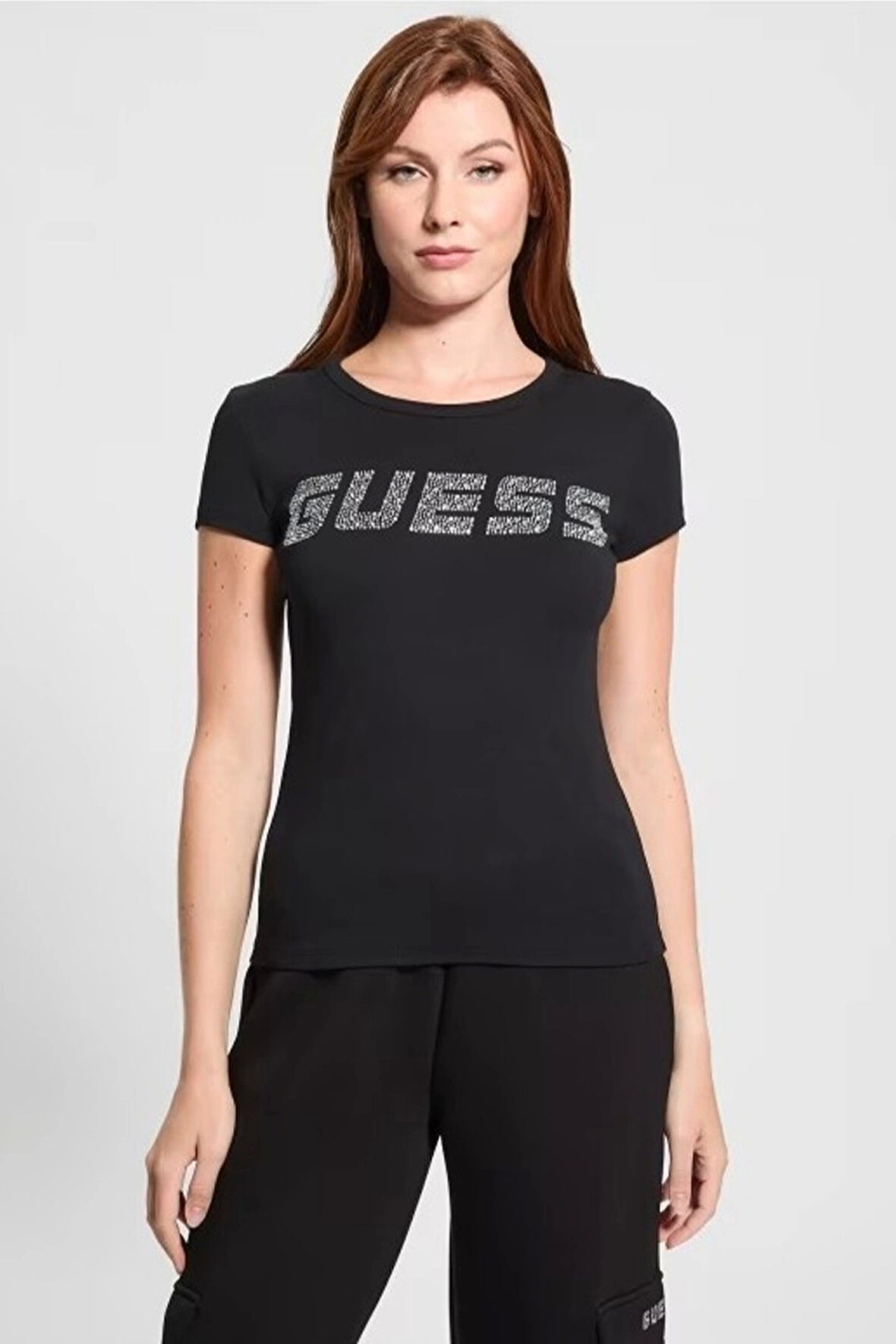 Guess Kadın Siyah Logolu T-Shirt