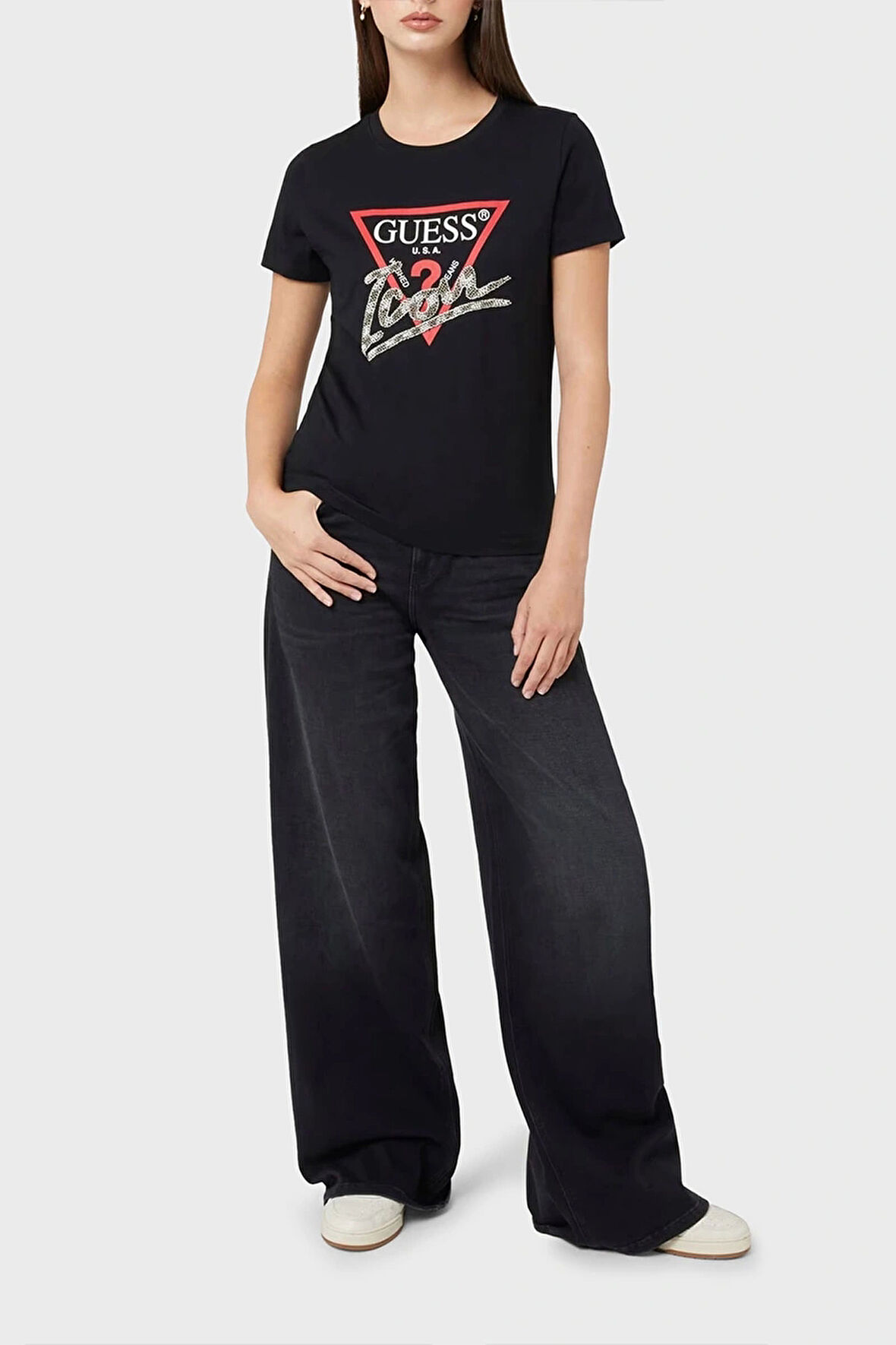 Guess Kadın Siyah Logolu T-Shirt