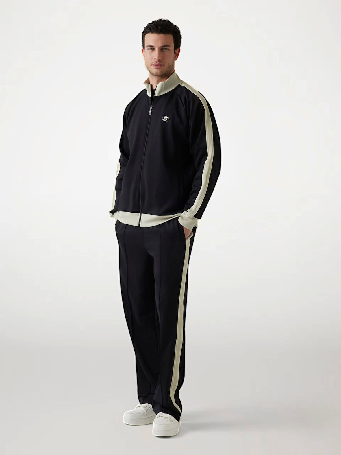 Guess Erkek Siyah Castore Fermuarlı Sweatshirt