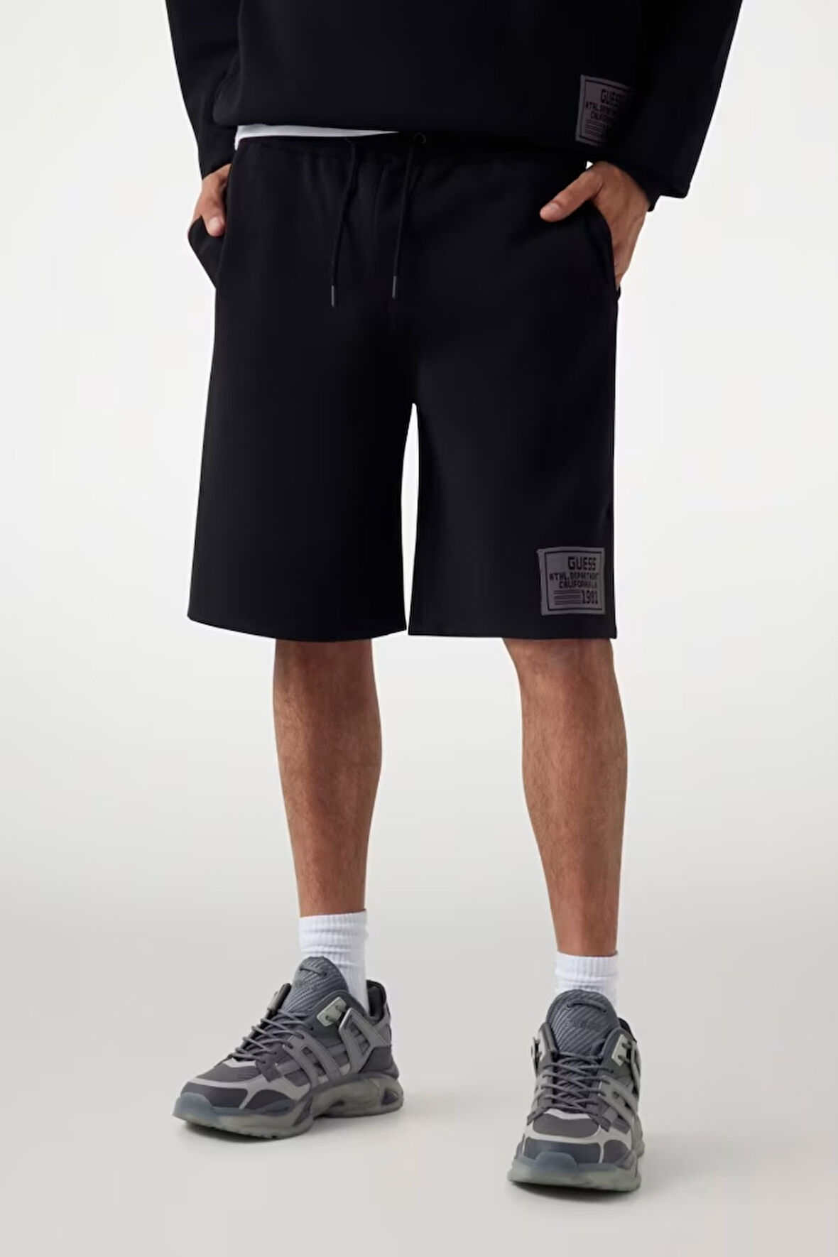 Guess Erkek Şort-Z5GD05Z2Q42