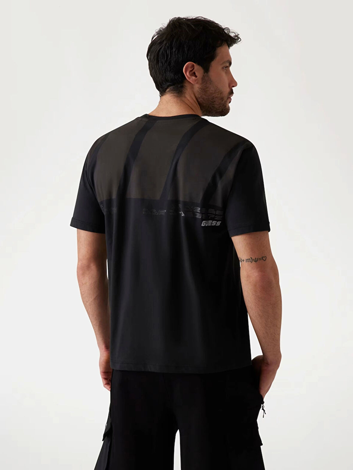 Guess Erkek Siyah Castore Logolu Tişört