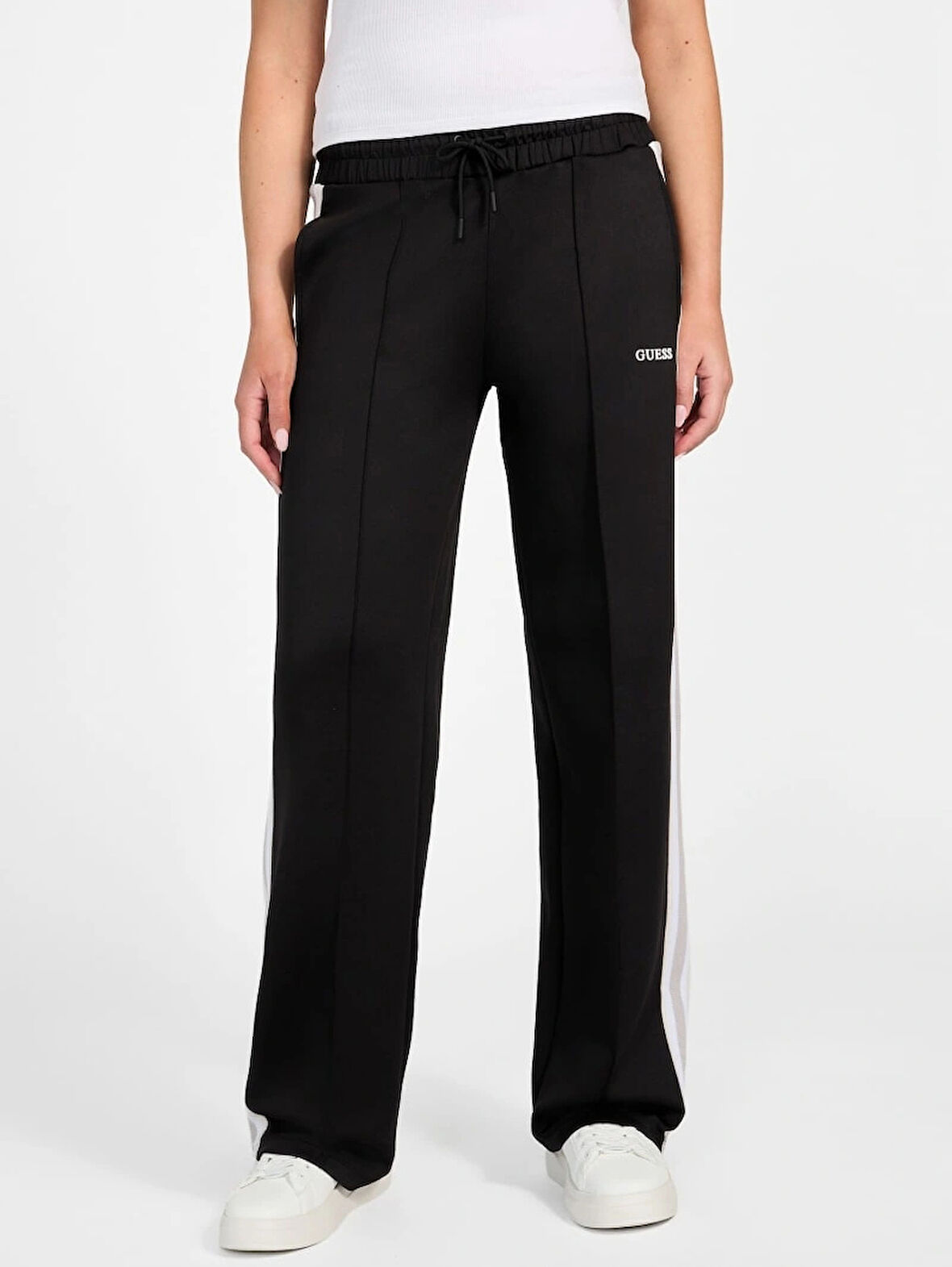 Guess Yarrow Kadın Siyah Aktif Scuba Eşofman Altı V5GB12KCRU2-JBLK