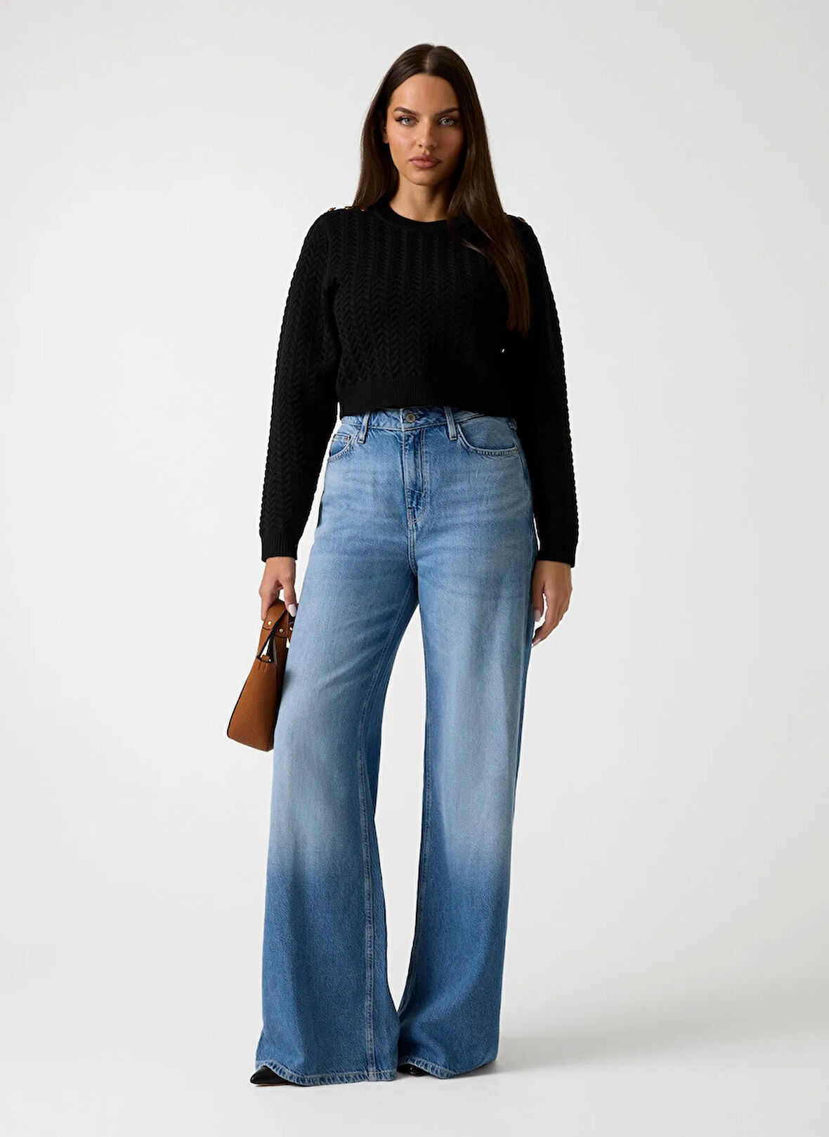 Guess Yuvarlak Yaka Standart Düz Siyah Kazak Kadın Puruka Kadın Triko