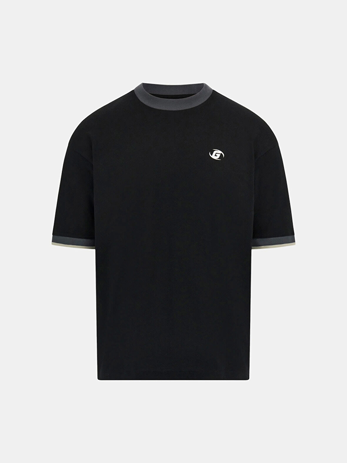 Guess Yuki Erkek Siyah Aktif Oversize Fit T-Shirt Z5BI06I3Z14-JBLK