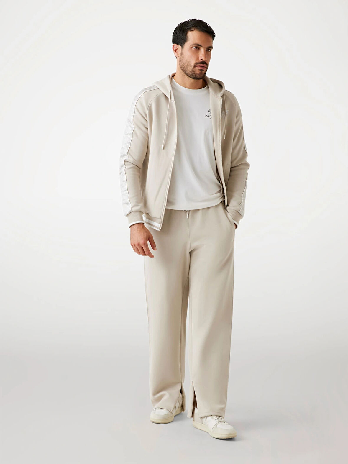 Guess Finlo Erkek Bej Aktif Regular Fit Eşofman Altı Z5BB06KB3P2-G9D0