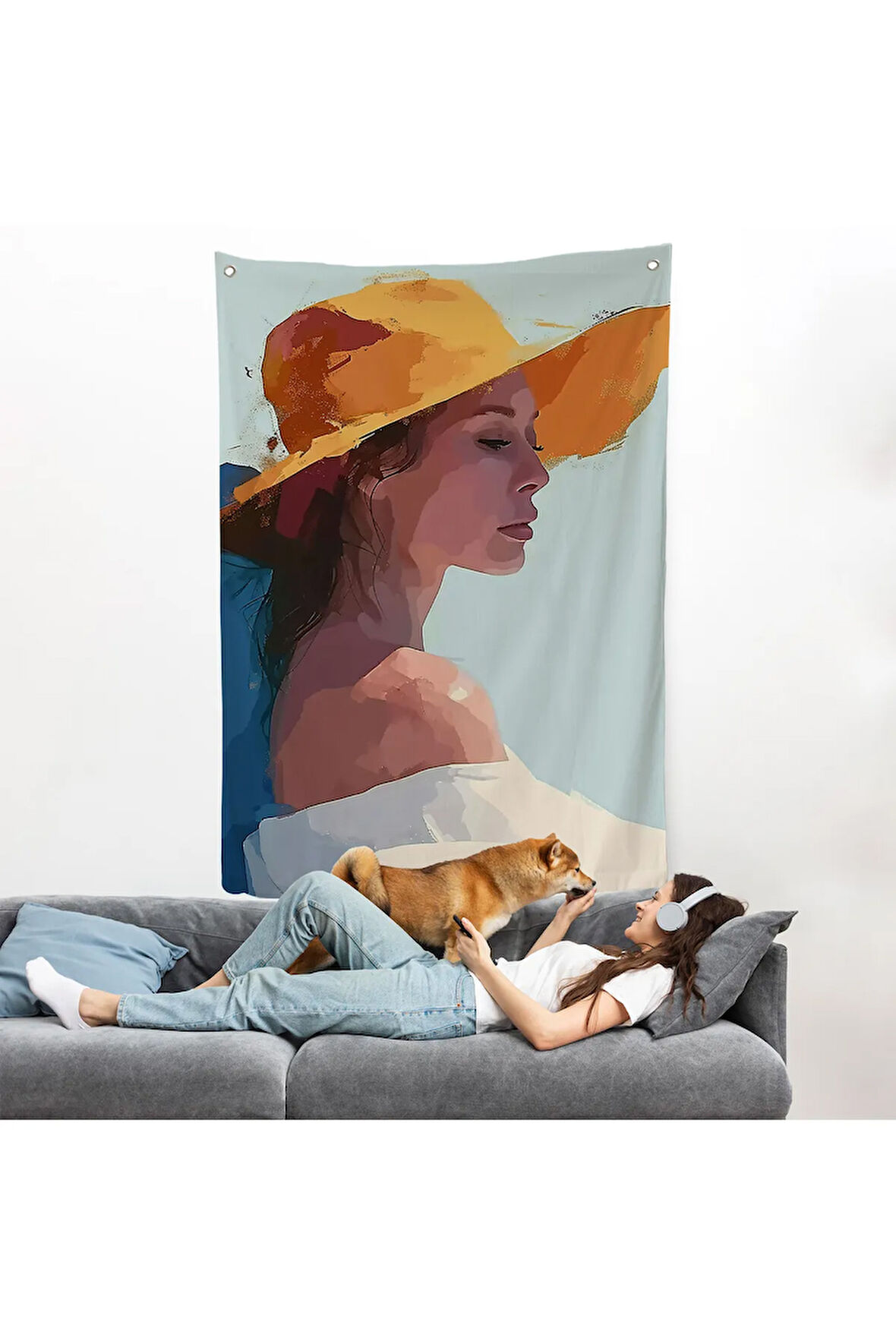 Sarı Şapkalı Soyut Kadın Duvar Örtüsü-7639