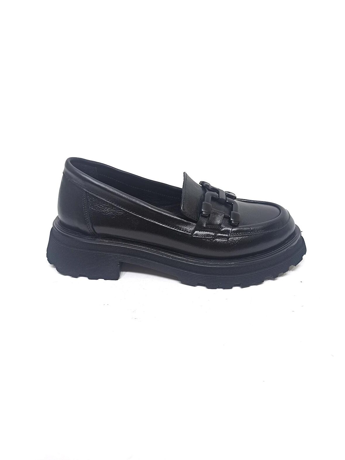 ALBİNİ SİYAH DERİ KADIN LOAFER AYAKKABI