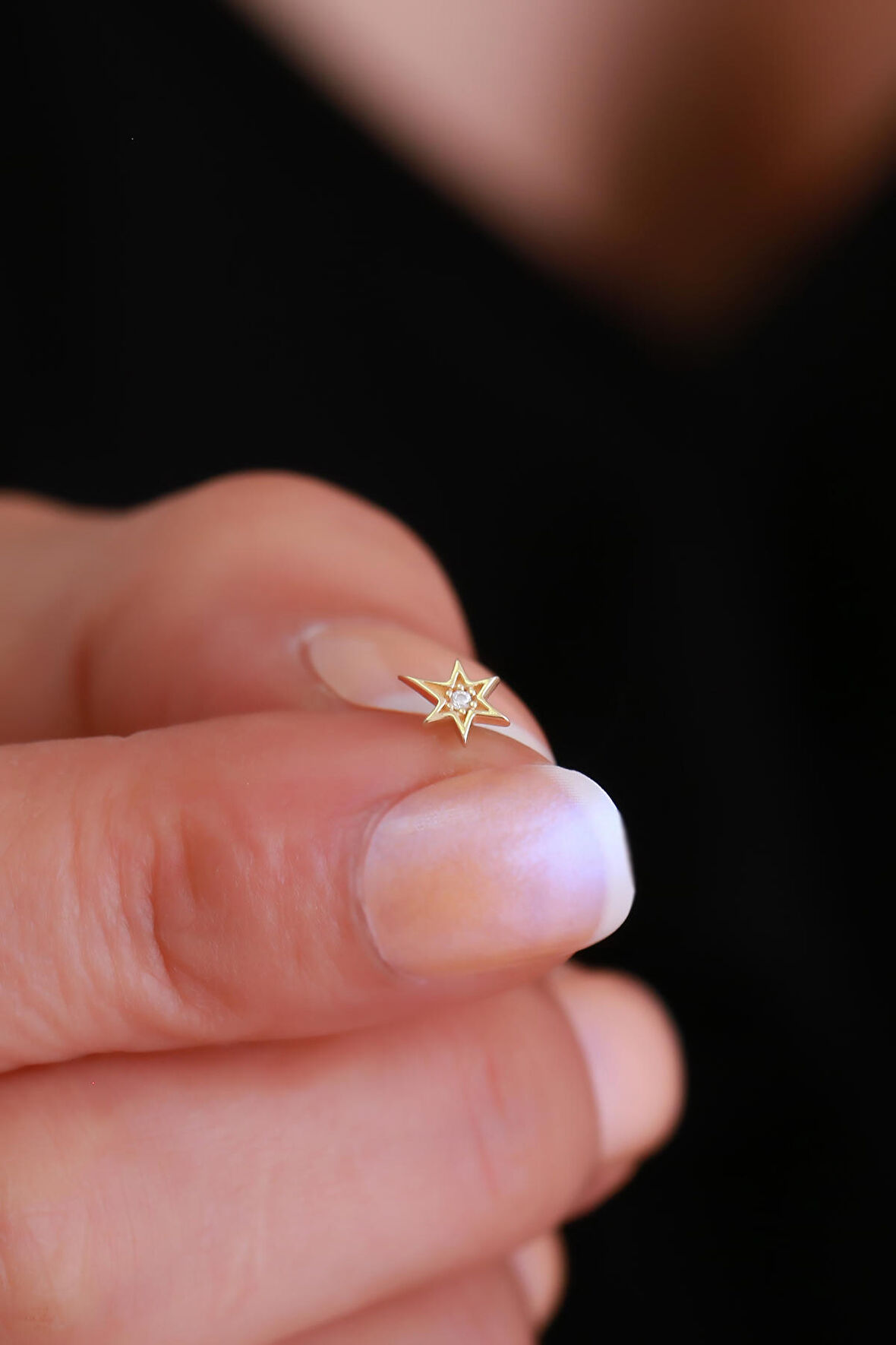 14 Ayar Altın Taşlı Yıldız Tragus