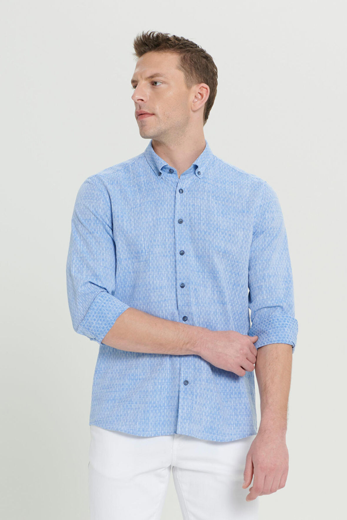 Erkek Mavi Slim Fit Dar Kesim %100 Pamuk Armürlü Düğmeli Yaka Casual Gömlek