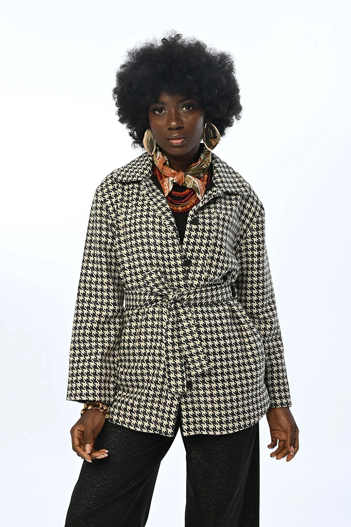 KADIN SİMLİ KÜÇÜK KAZAYAĞI DESENLİ CEPLİ CEKET