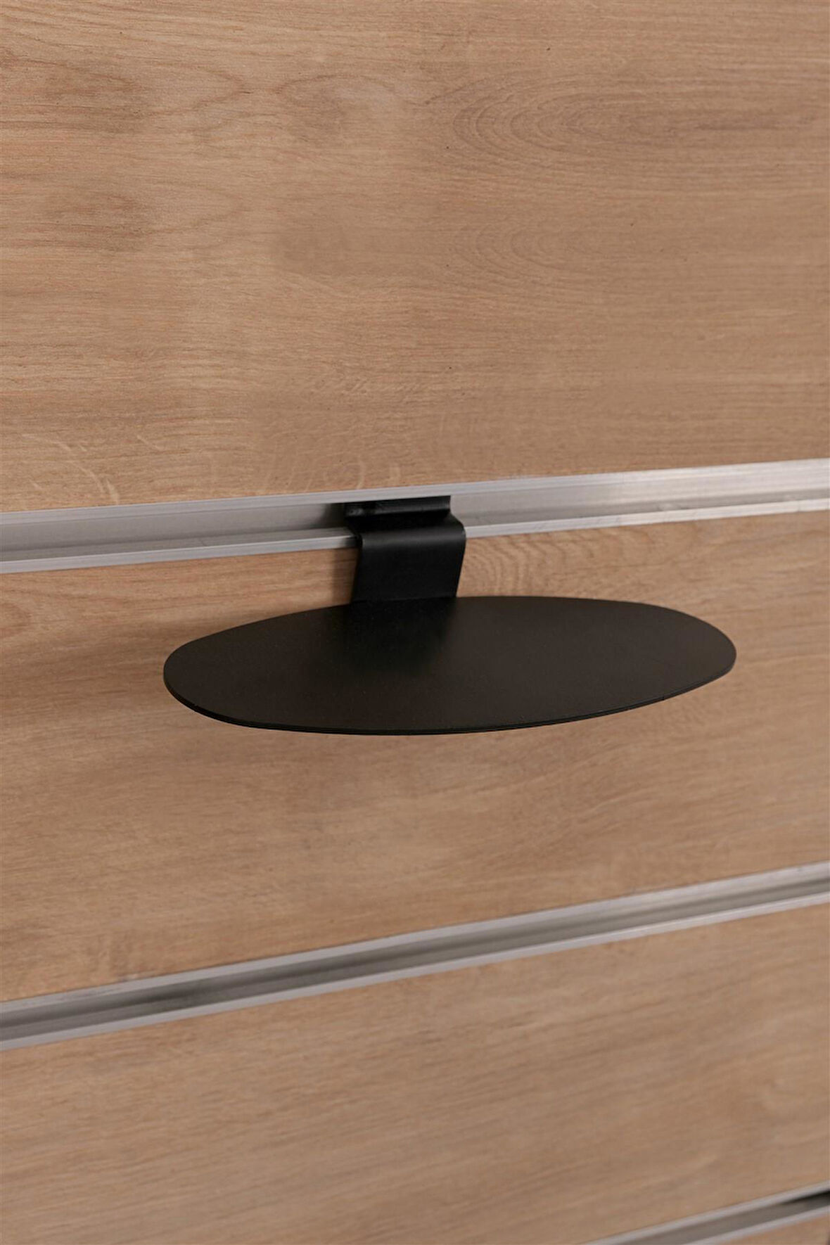 Kanallı Panoya Ayakkabı Aparatı