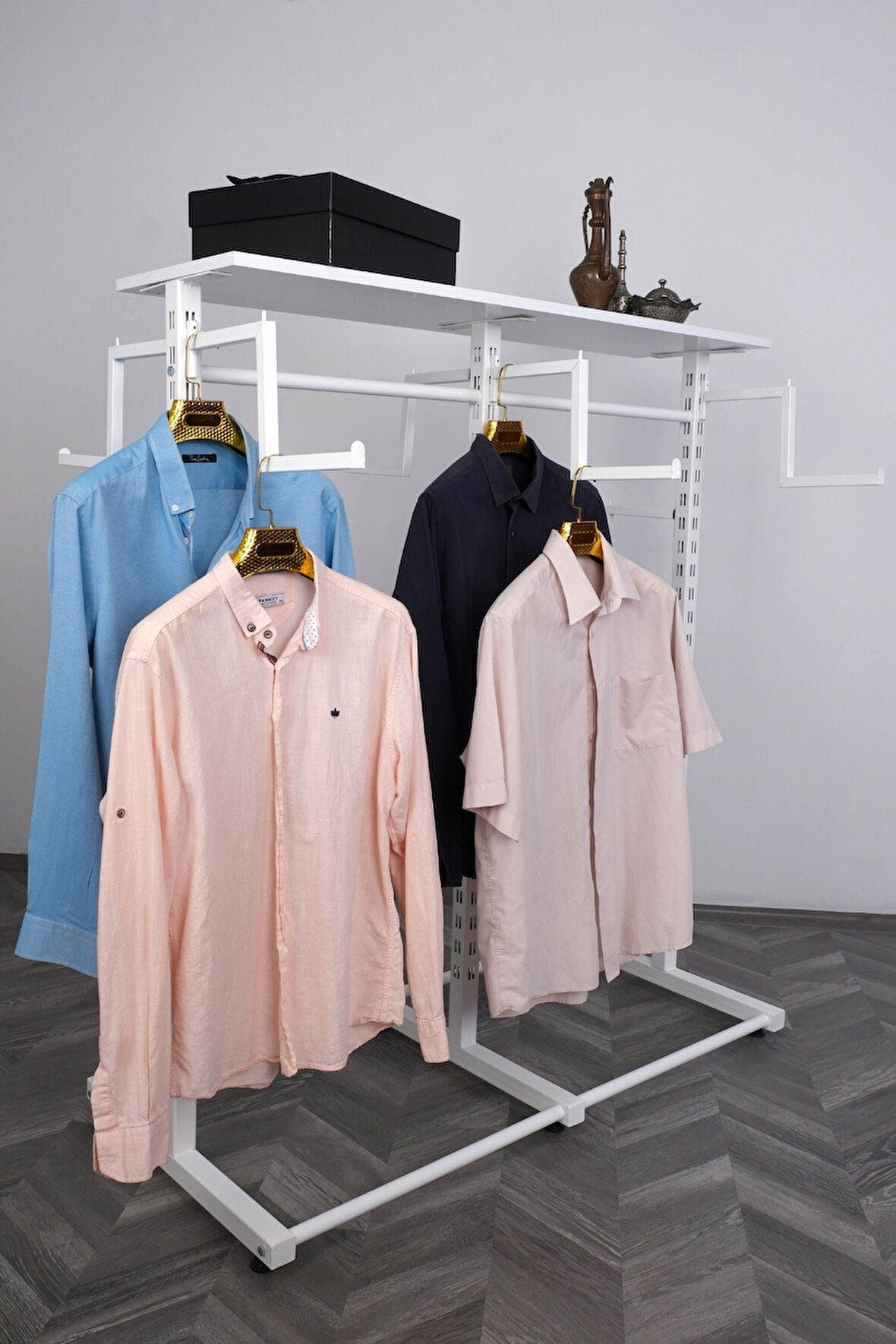 Çift Taraflı 6 Bastonlu Z Askılık Stand Beyaz