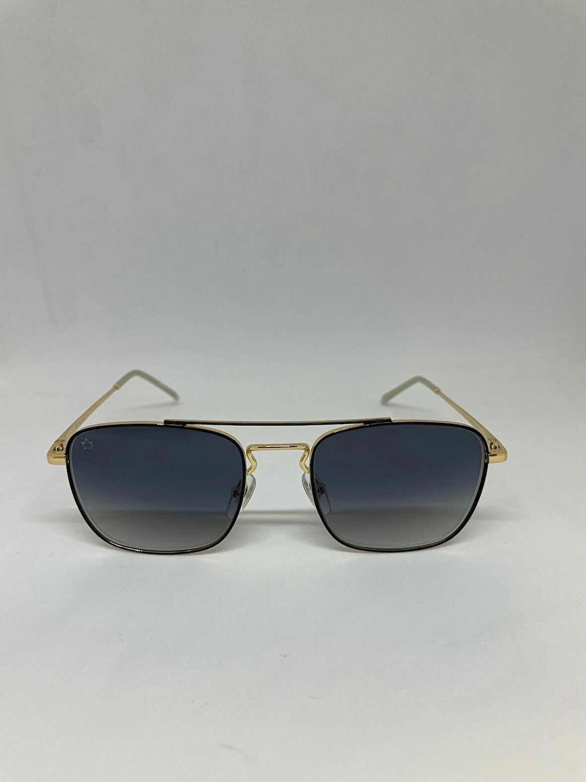 Captaın Brooks 1477 C1