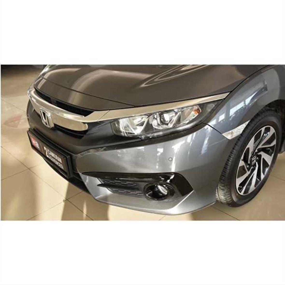 Honda civic fc5 uyumlu ön sis kaşı ve halkası boyalı