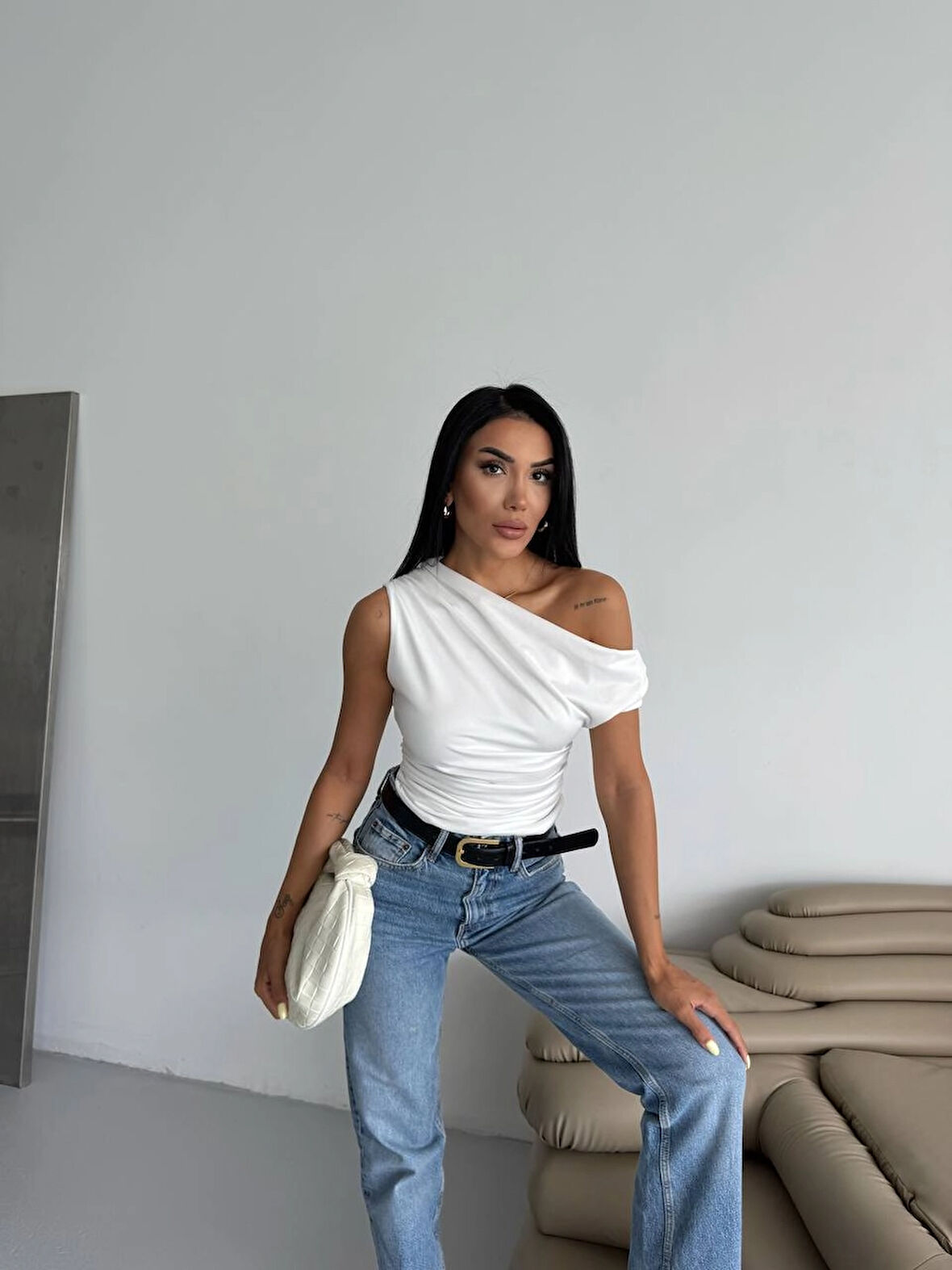 Kadın Beyaz Yandan Drapeli Kayık Yaka Sandy Bluz HZL25S-FRY123201