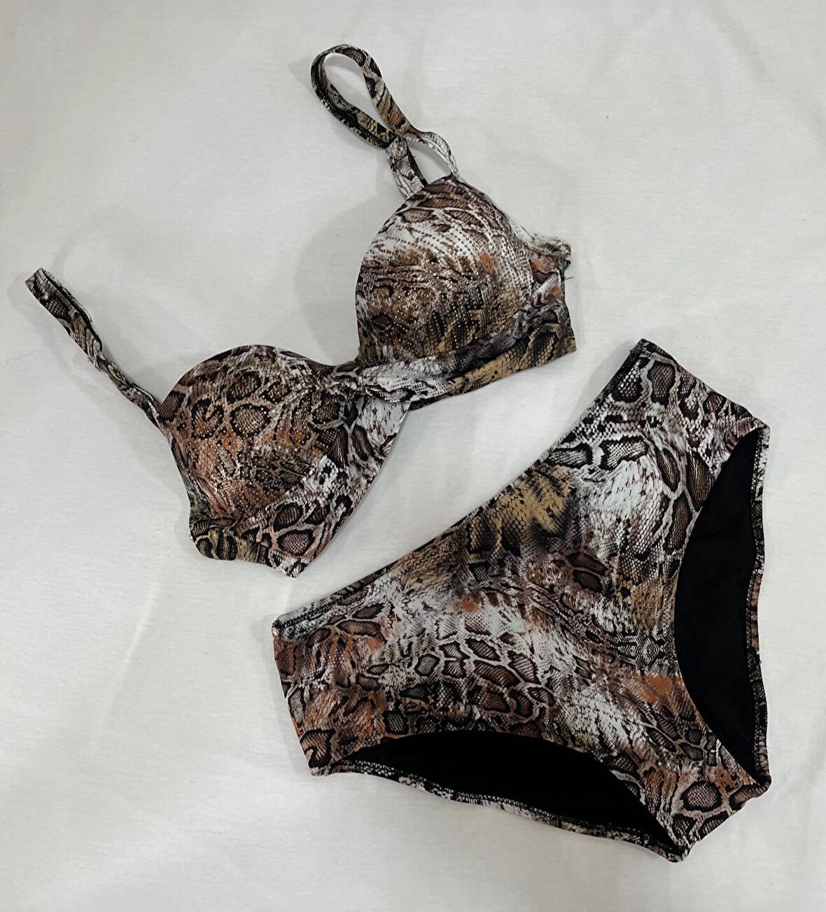 Kadın Kahverengi Leopar Desenli Astarlı Büyük Beden Bikini Takımı HZL25S-LC25006