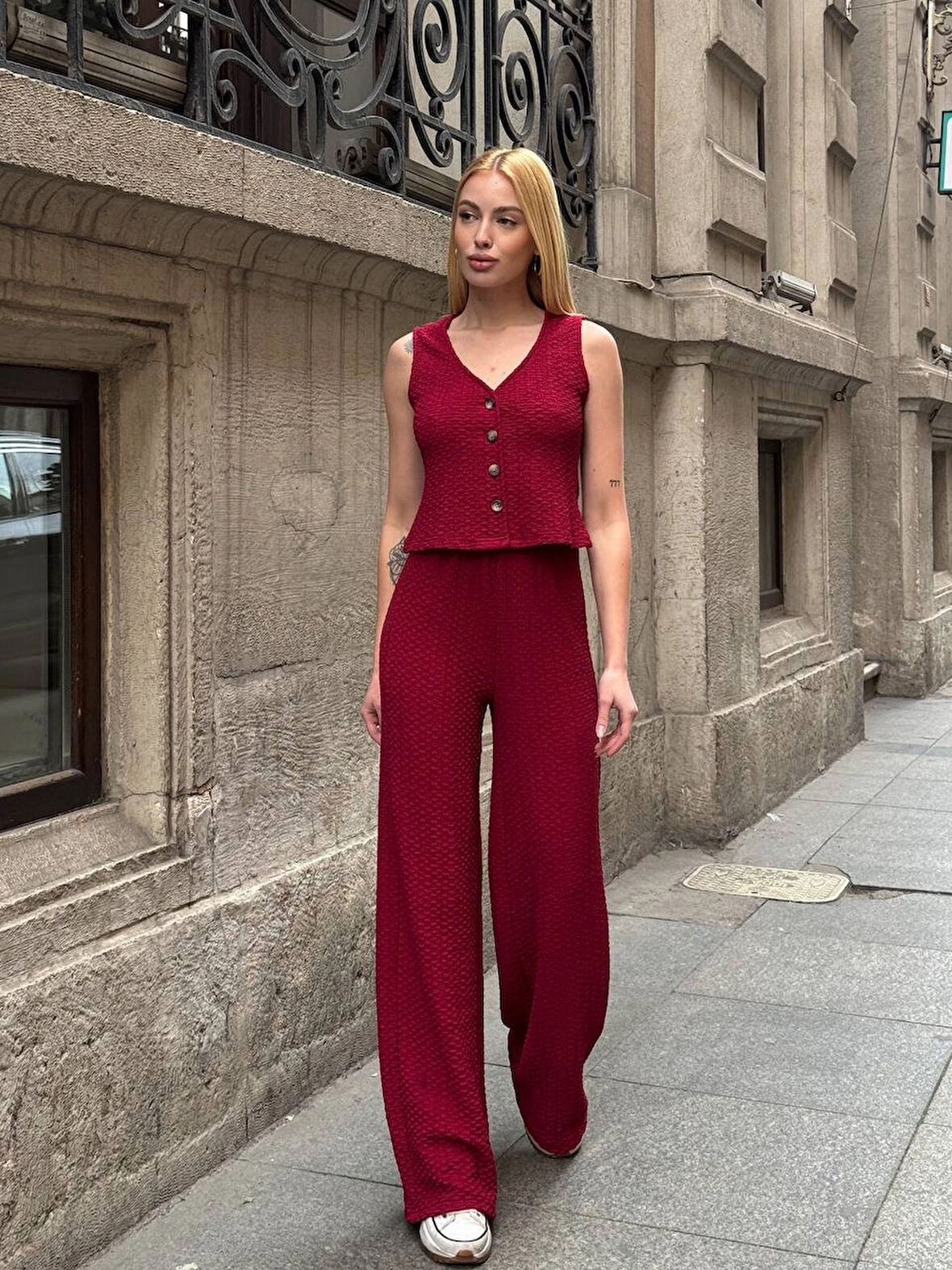 Kadın Bordo Beli Lastilkli Gofre Kumaş Pantolon HZL24S-ZK13261