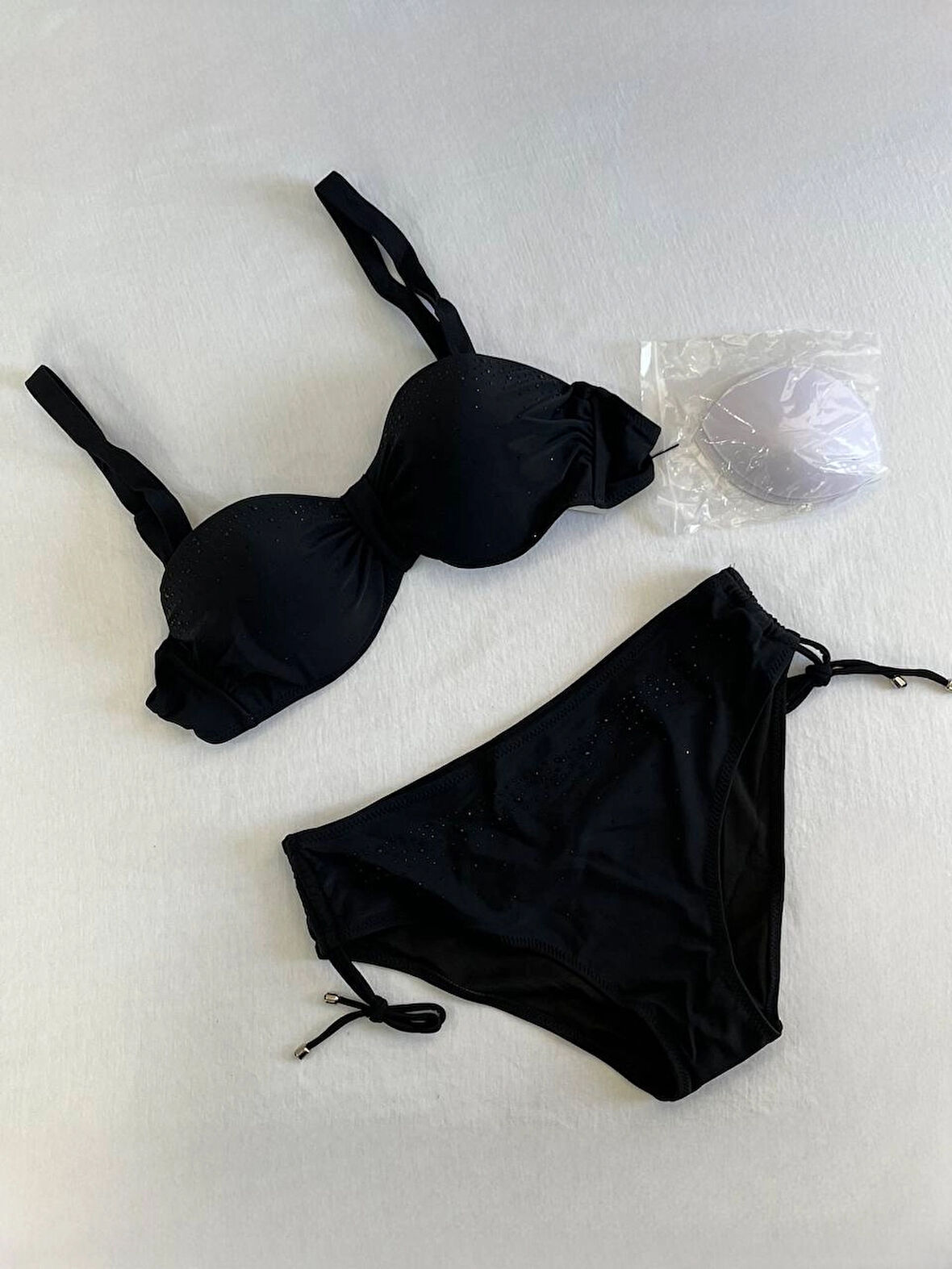 Kadın Siyah Taş İşlemeli Astarlı Bikini Takım HZL25S-LC3361