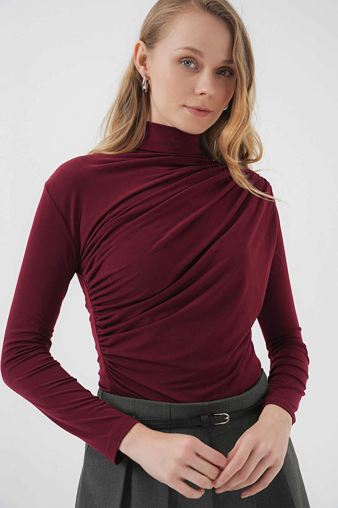 Kadın Bordo Büzgü Detay Balıkçı Yaka Sandy Bluz HZL25W-BD19251