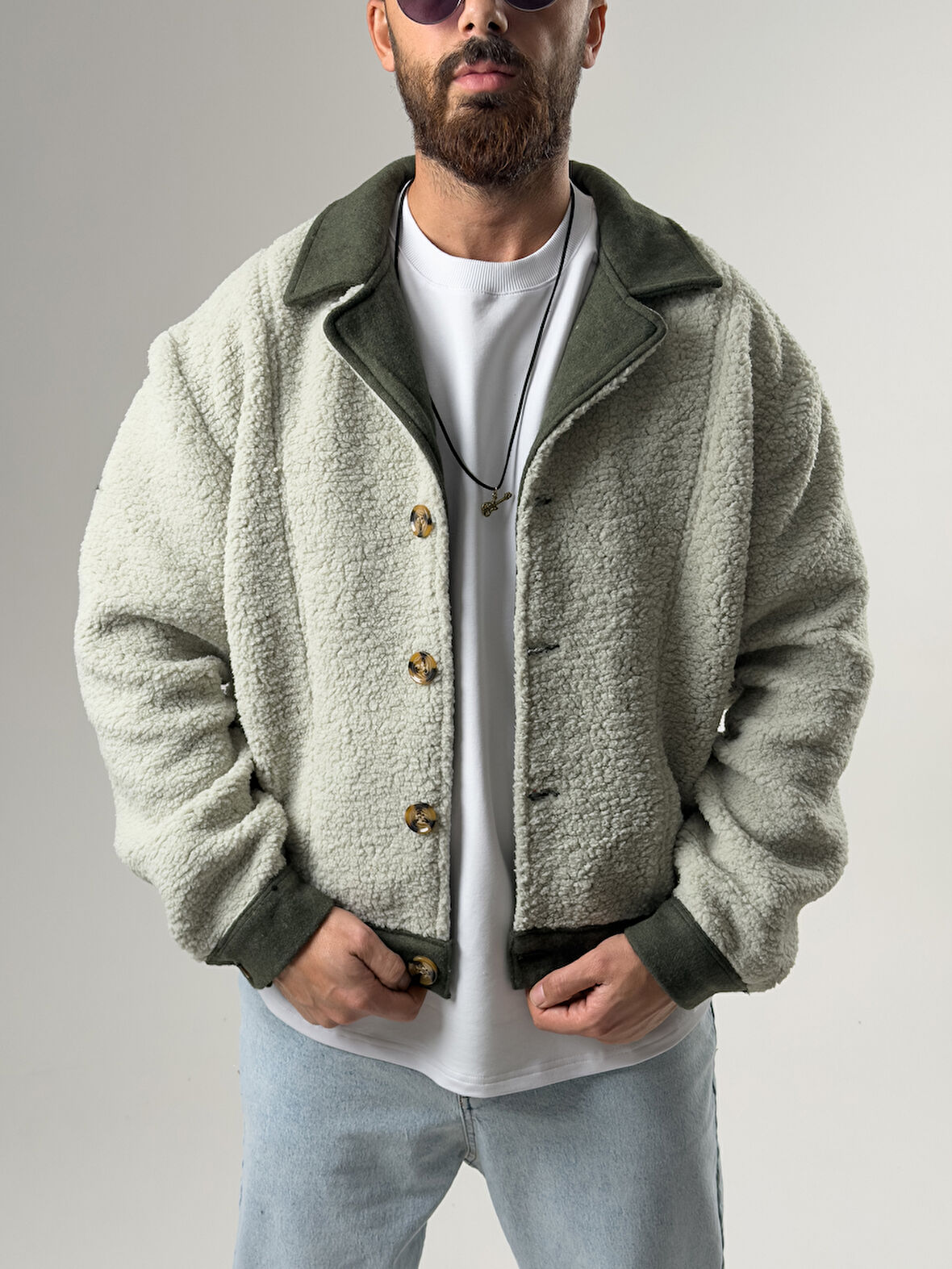 Erkek Kaşe Detaylı Yeşil Peluş Hırka COC2587