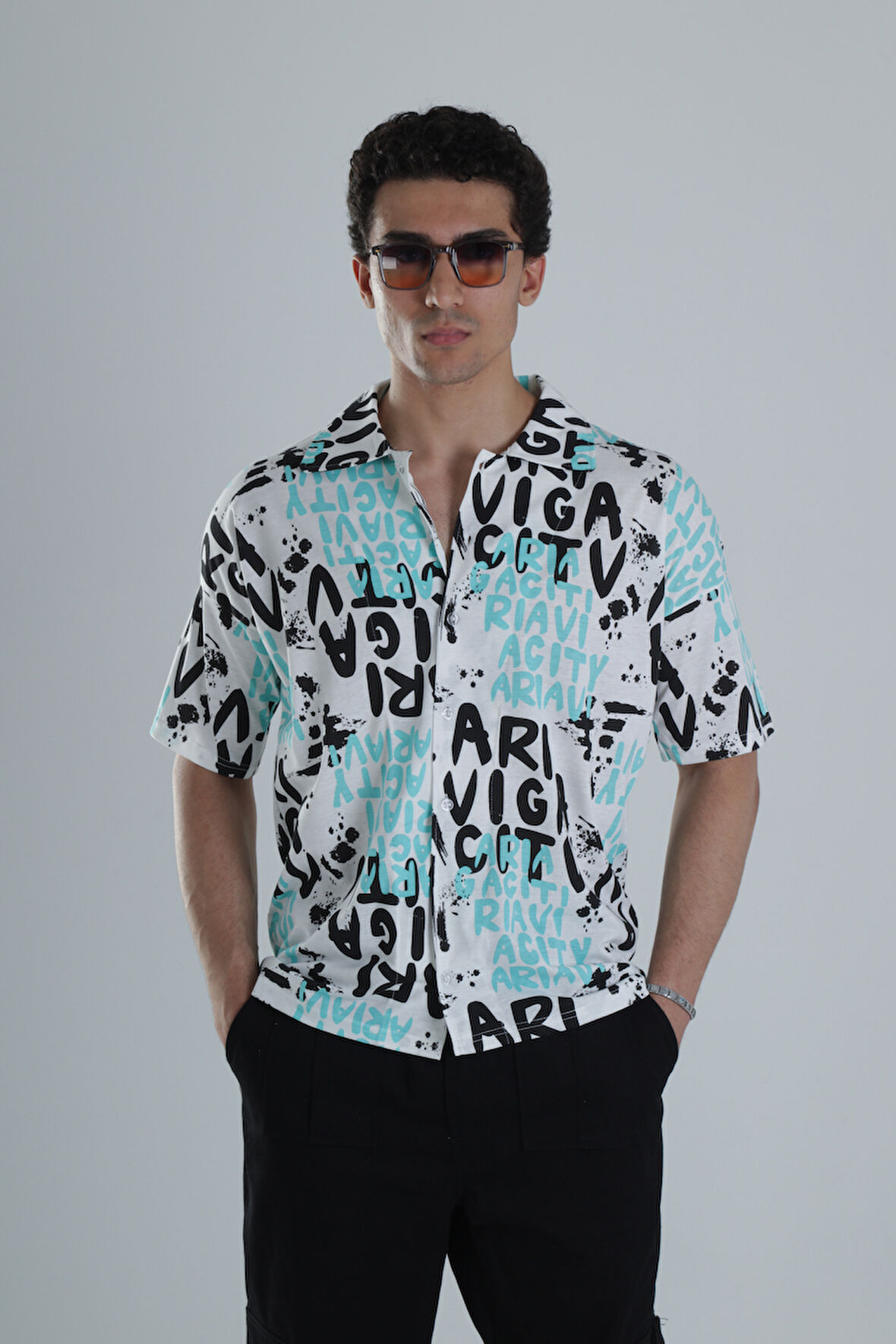 Erkek Grafiti Desenli Turkuaz Hawai Gömlek COC1151
