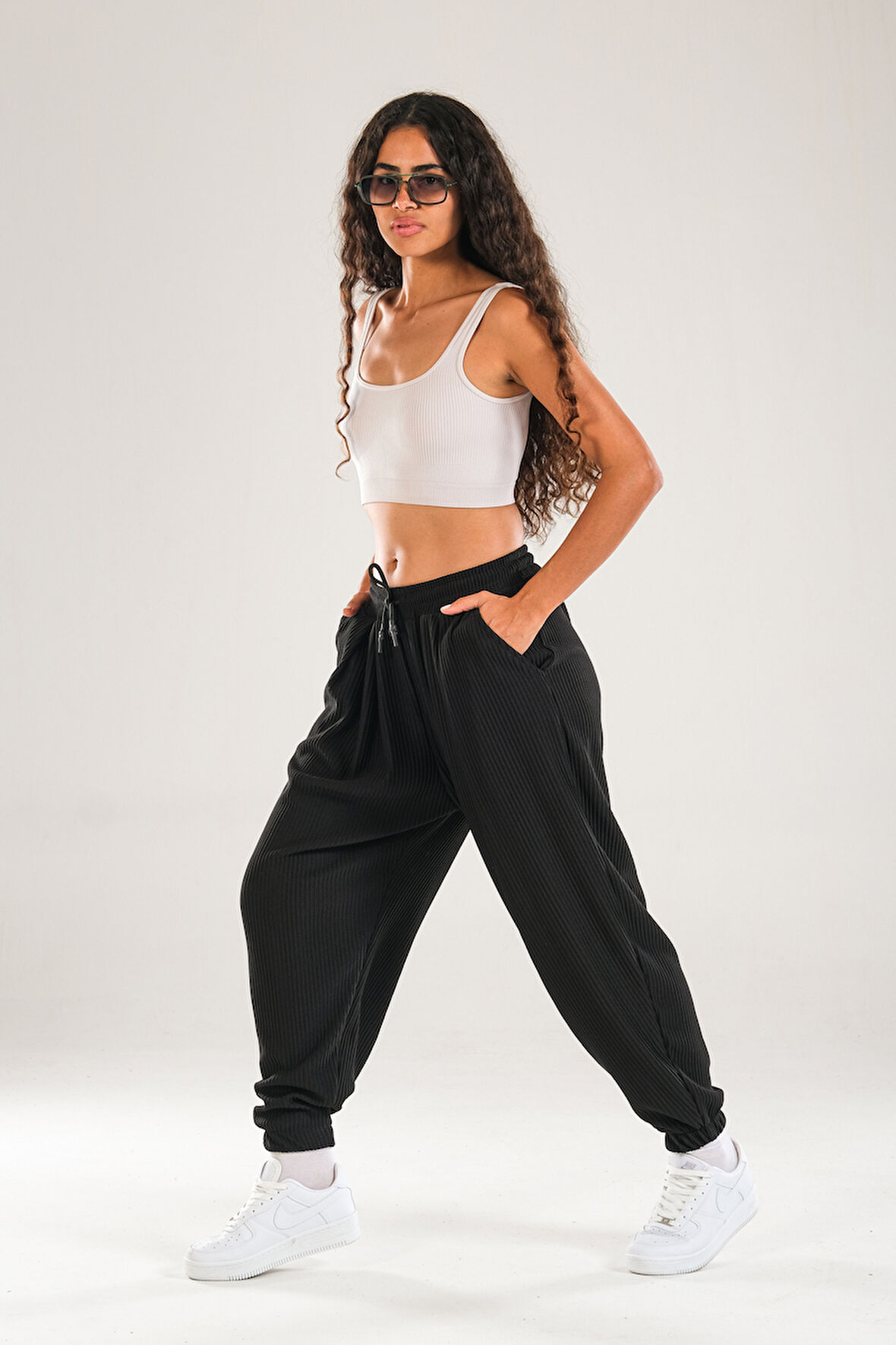 Siyah Fitilli Pileli Jogger Pantolon COC1142