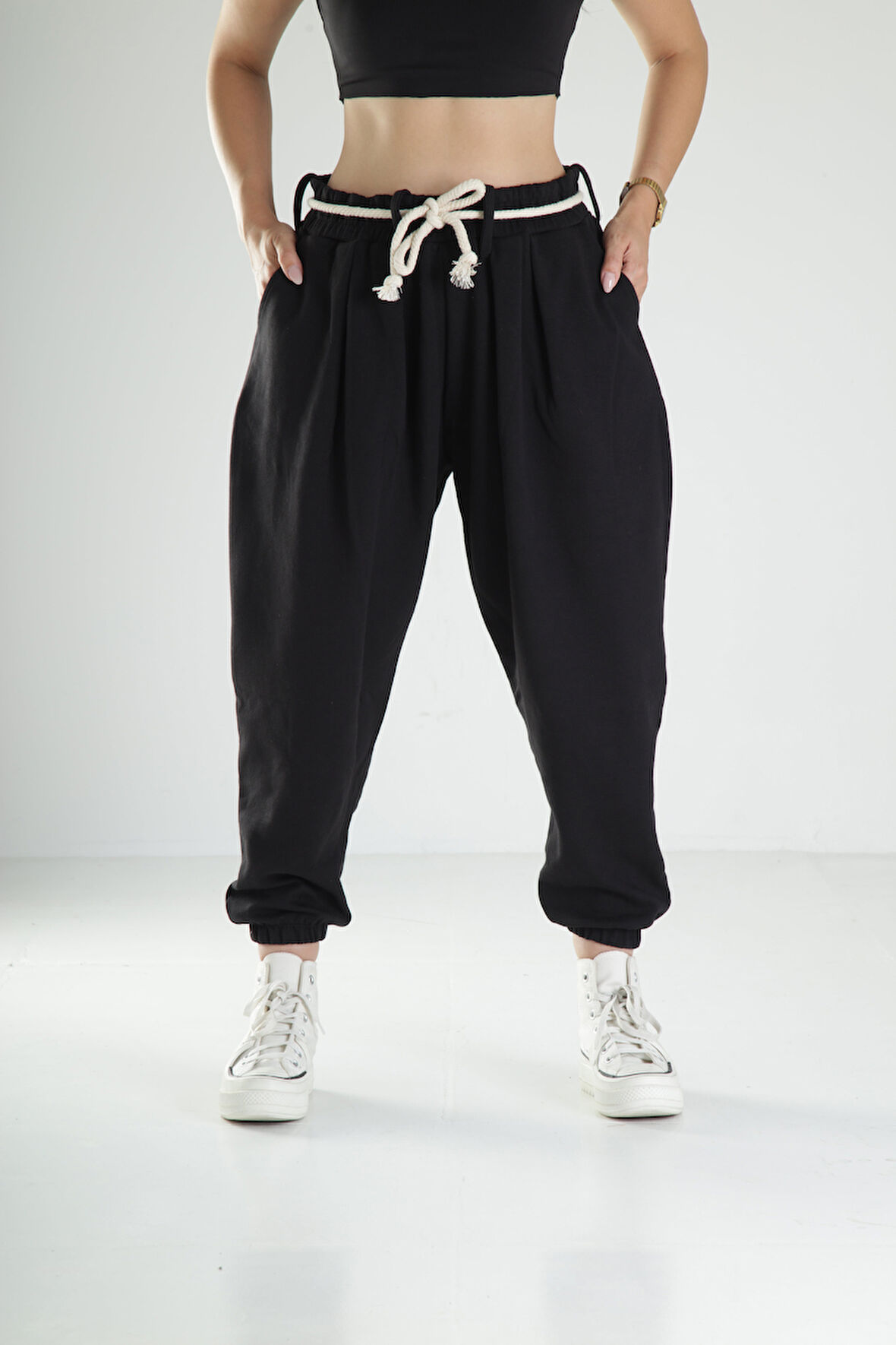 Kemer Detaylı Pileli Jogger Pantolon 3 İplik COC1110