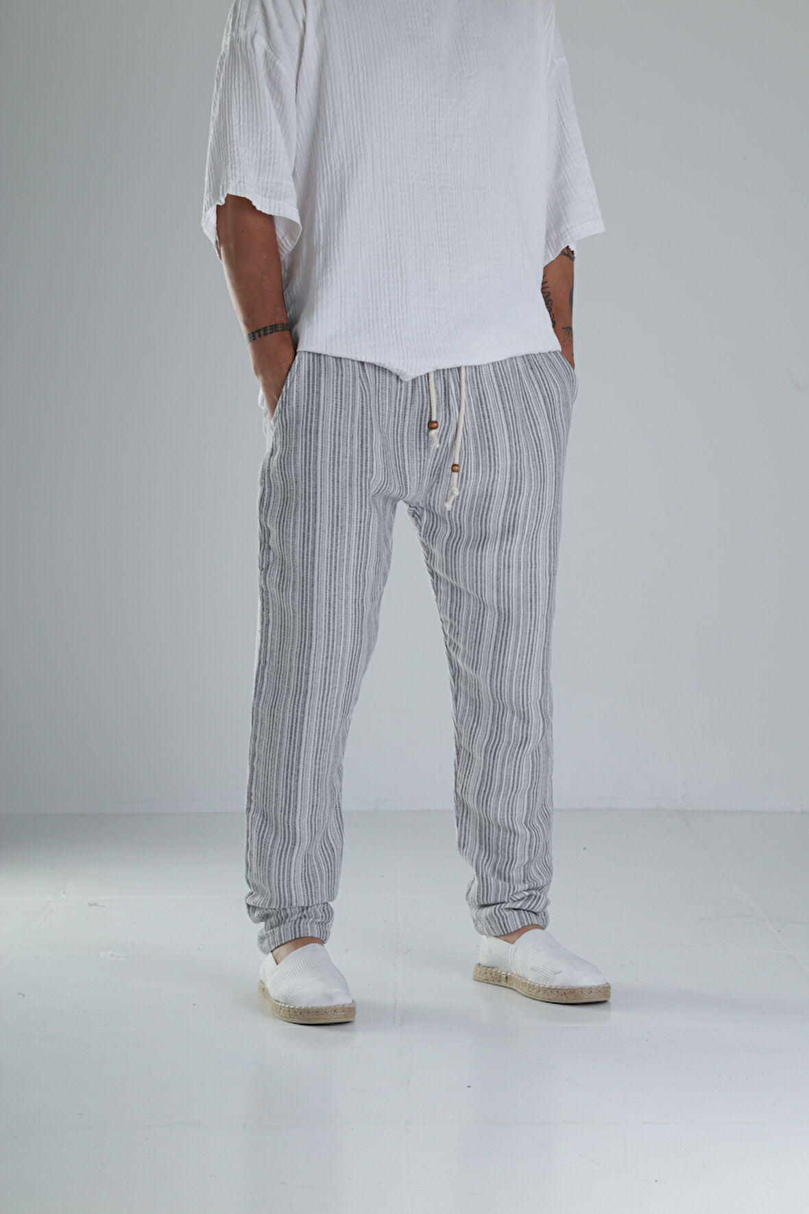 Gri Çizgili Müslin Keten Baggy Pantolon COC1357