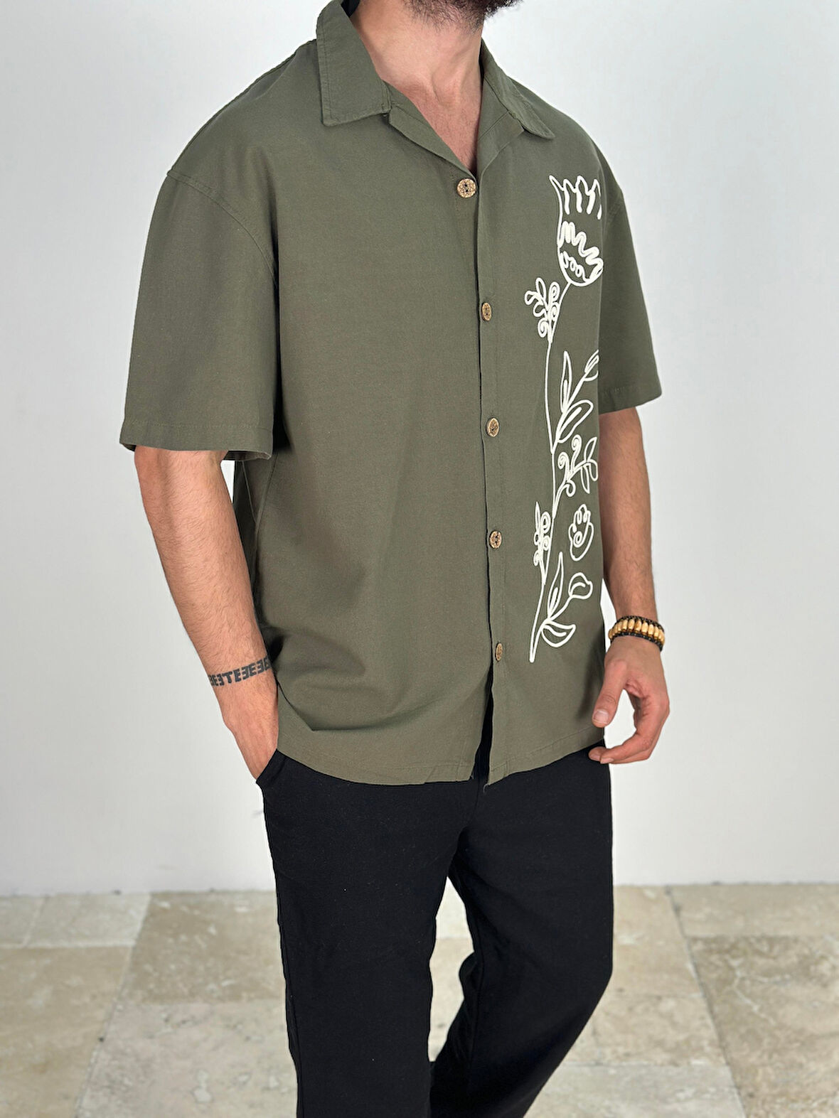 Haki Çiçek İşlemeli Gömlek COC2138