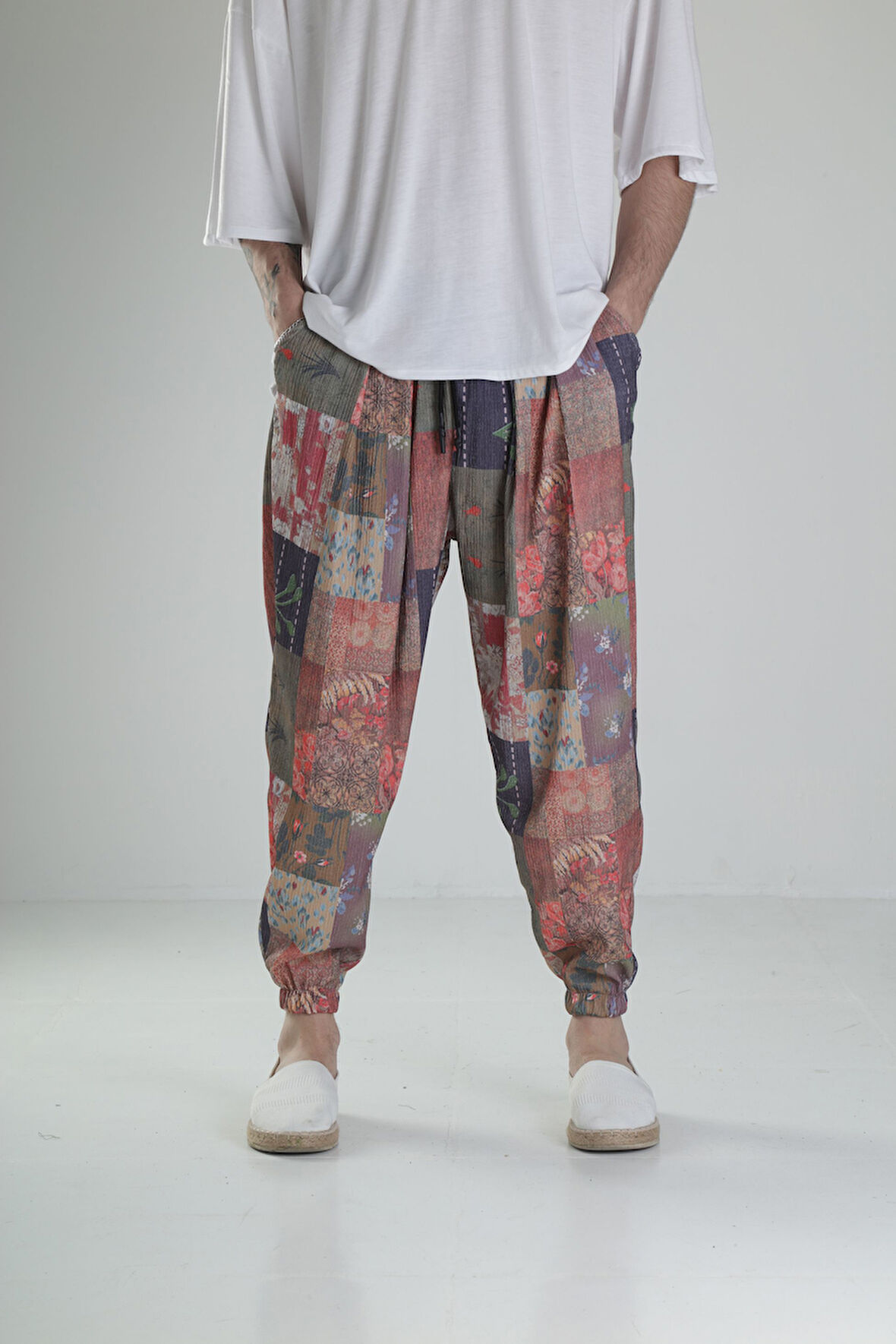 Çiçek Desenli Bürümcük Kumaş Pileli Yarım Şalvar COC2338