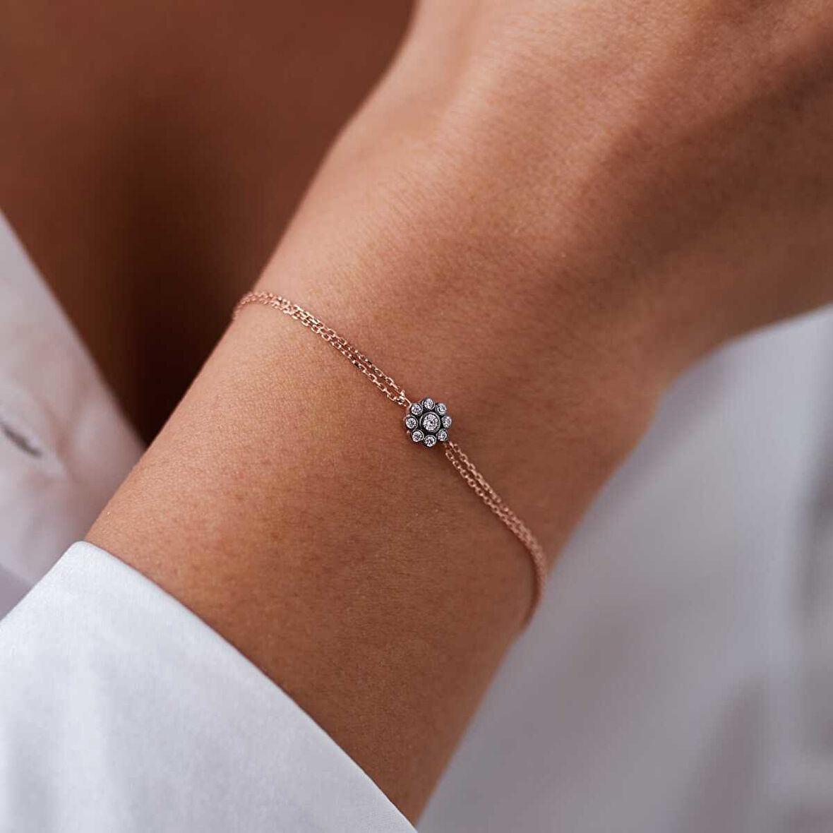 Elmas Papatya Bileklik