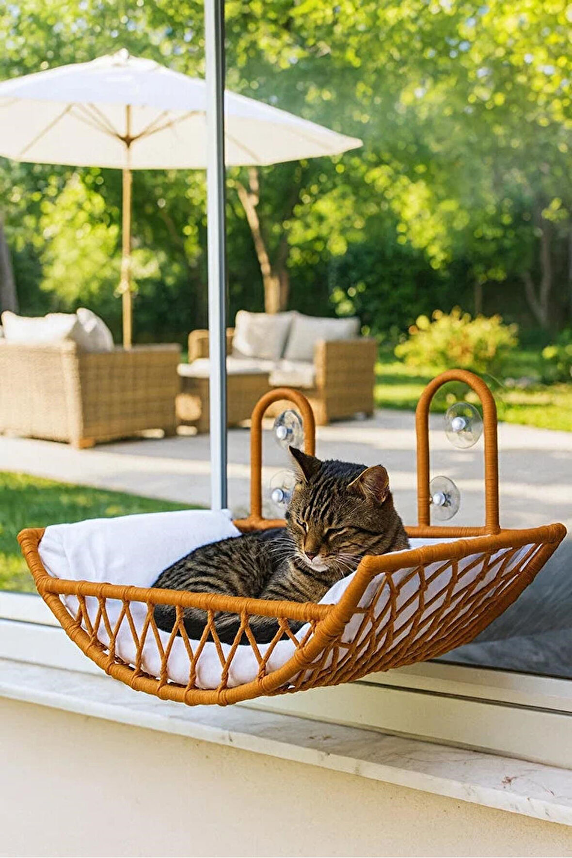 Reyo Tasaryum Kedi ve Köpek El Örgüsü Vantuzlu Cam Yatağı Hamak Kahverengi