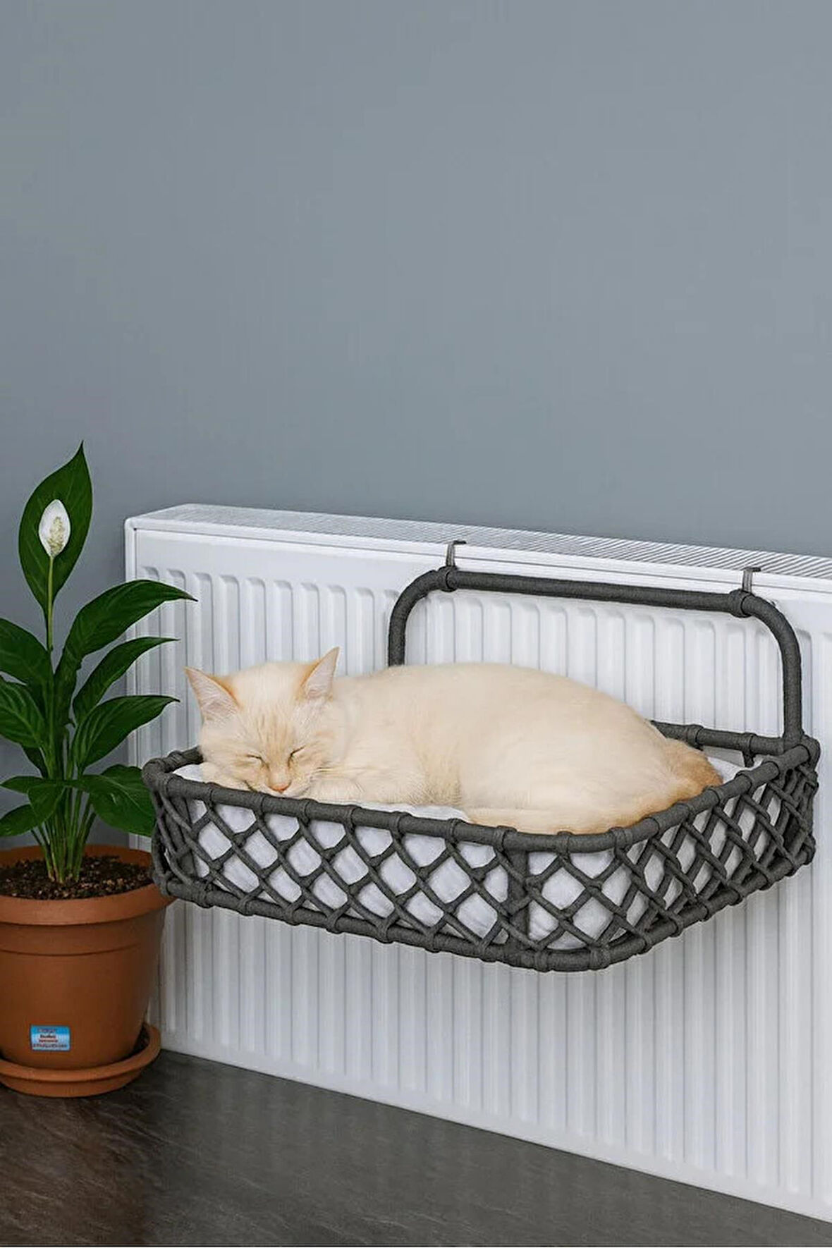 Reyo Tasaryum Kedi Köpek Kalorifer Yatağı, Kedi Hamağı, Puf Minderli Radyatör Yatağı Füme