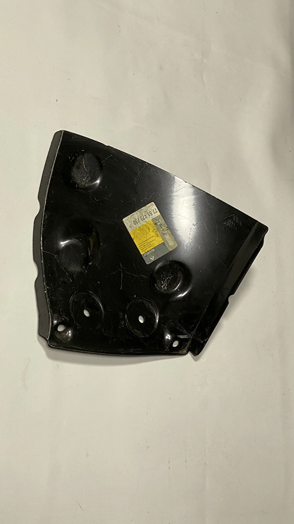 Sol Ön Çamurluk İç Parçası Renault Clio 2 7751473230 MAİS