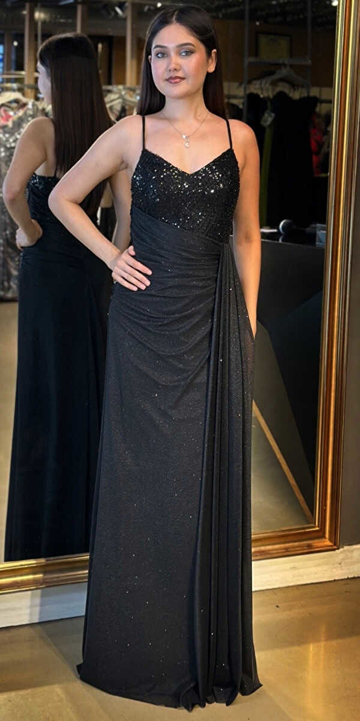 Siyah İp Askılı  Düz Kesim Simli Uzun Abiye Elbise 7767