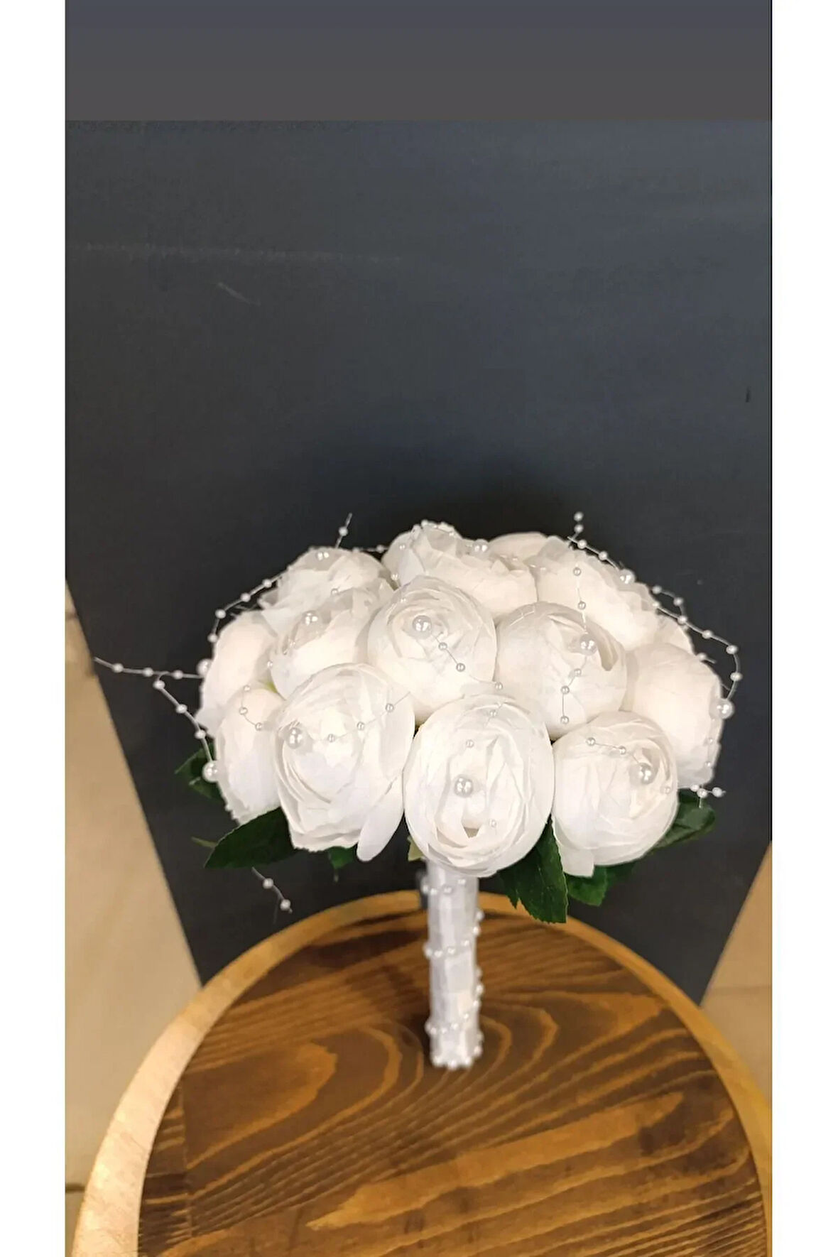 İncili Şakayık Gelin Çiçeği – Zamansız ve Romantik Seçim