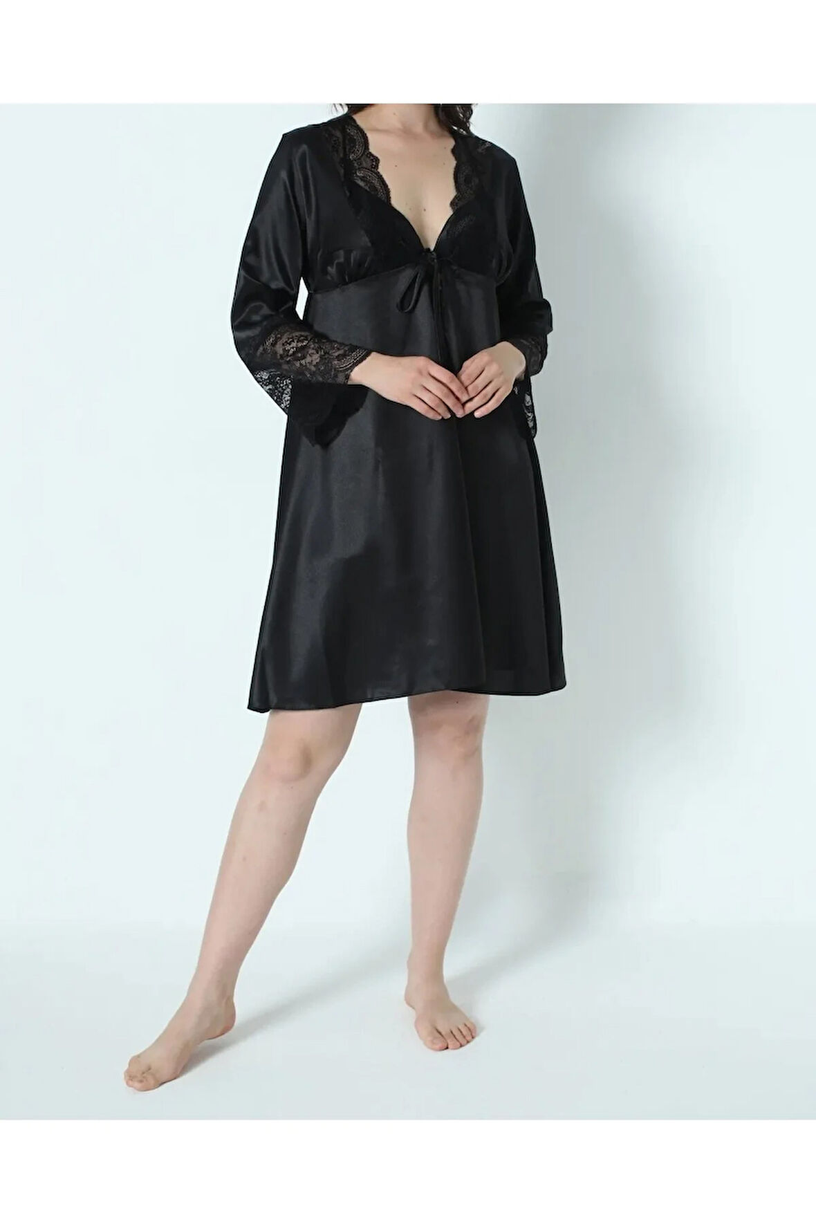 Kadın Siyah Saten Çeyiz Seti 6 Parça Dantelli Sabahlık Gecelik Pijama Şortlu Takım R.O.Z.8.6.E.LT.A