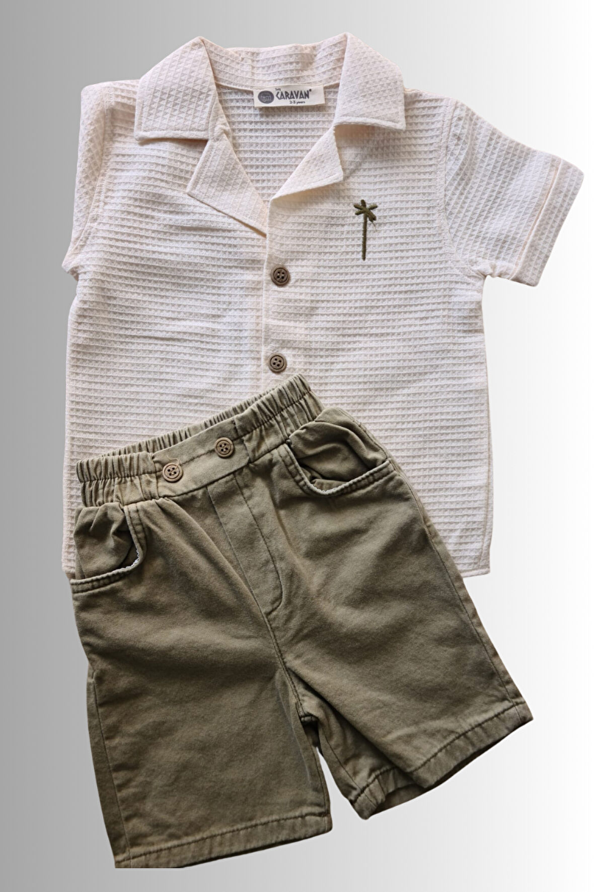2'li Erkek Çocuk Krem Gömlek Yeşil Sortlu Takım