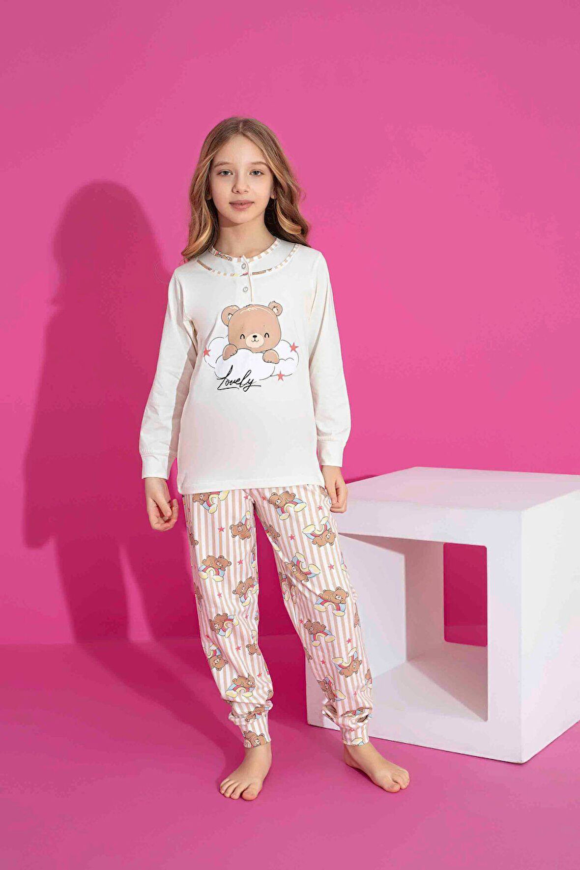Kız Çocuk Ayıcık Desenli Uzun Kollu Pijama Takımı
