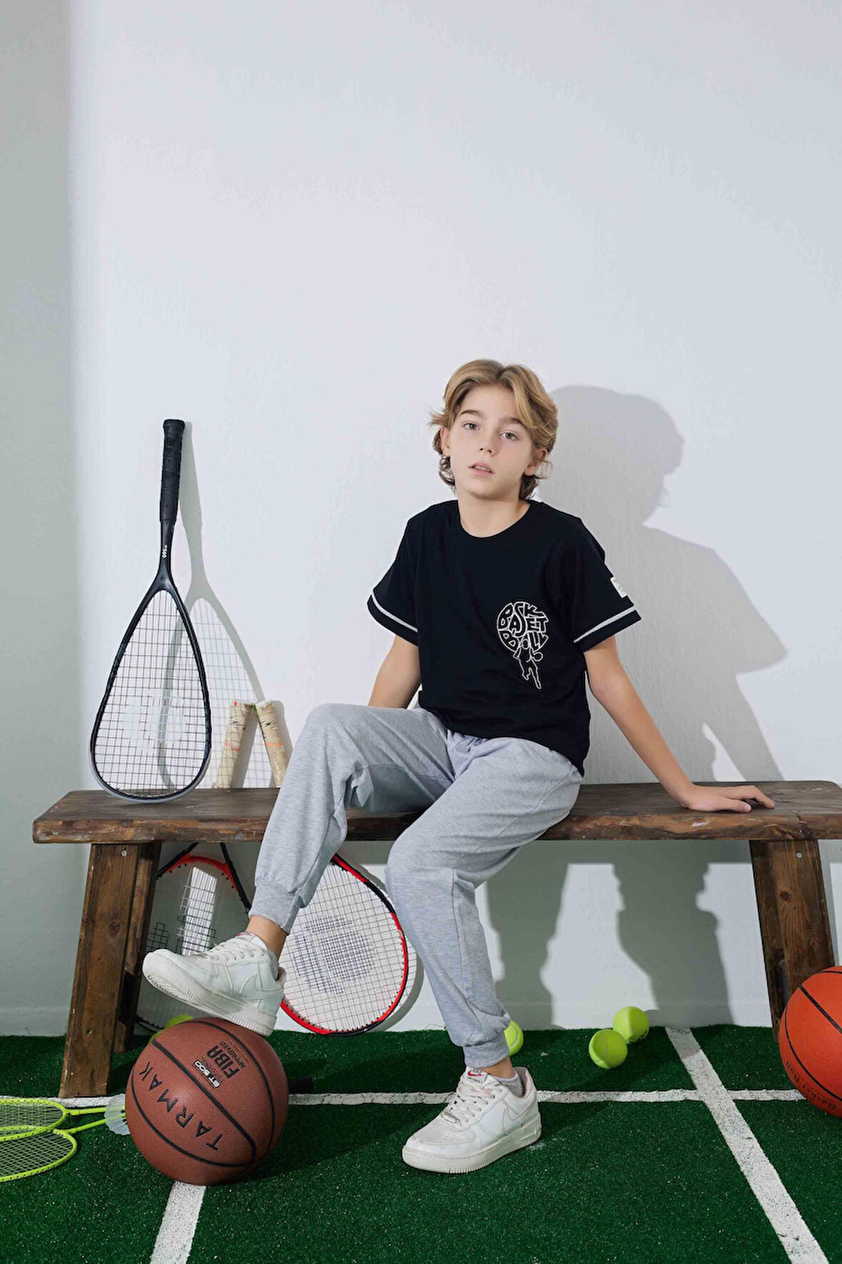 Erkek Çocuk Basketboll Desenli Siyah Pijama Takımı