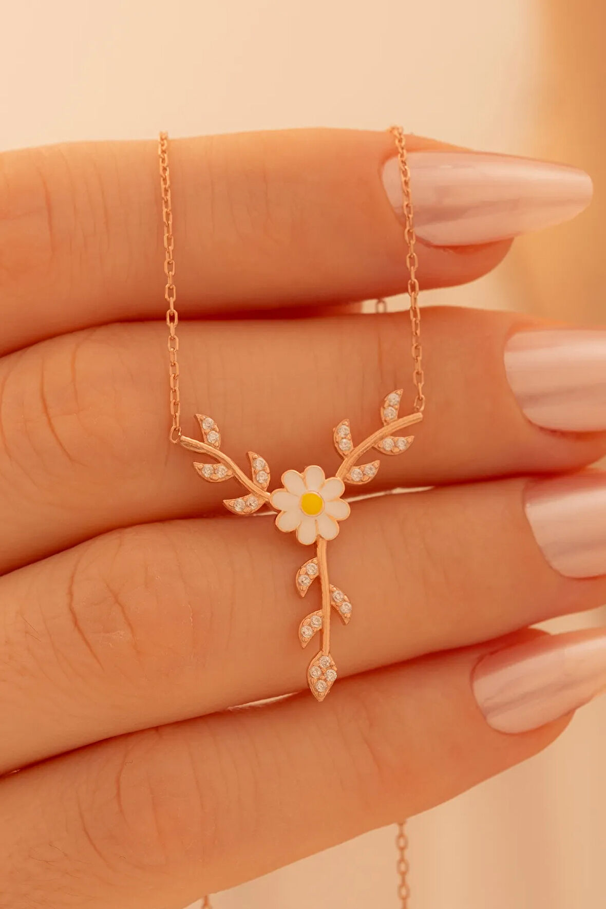 Kadın Gümüş Kolye - Sevgililer Günü - Hediye - Zirkon Taşlı Yaprak Model Papatya Kadın Kolye